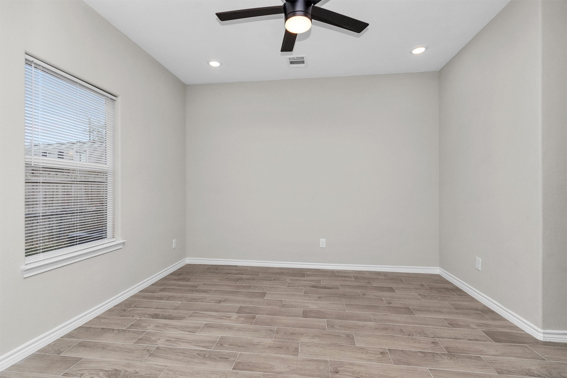 16706 E Hammon Property Photo 21