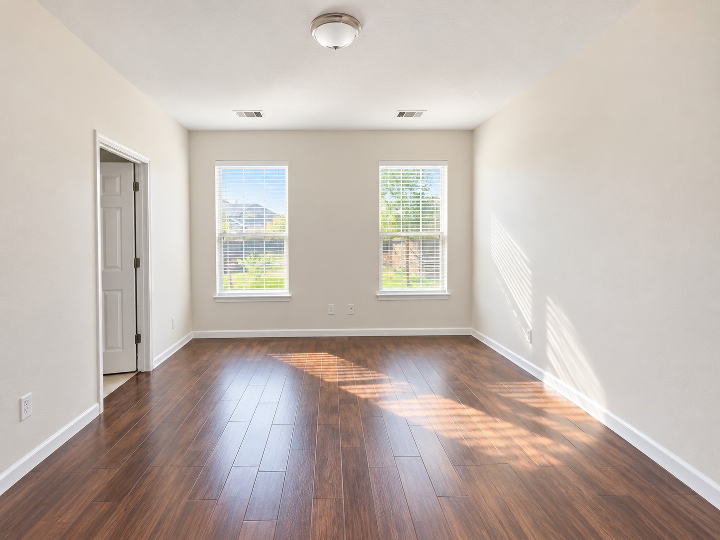 18611 White Ash Ln Property Photo 11