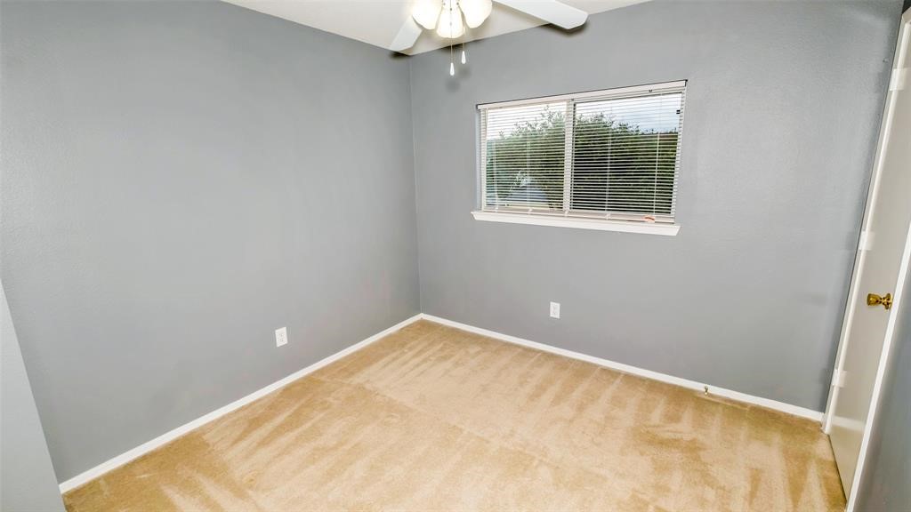 6127 Lone Prairie Way Property Photo 9