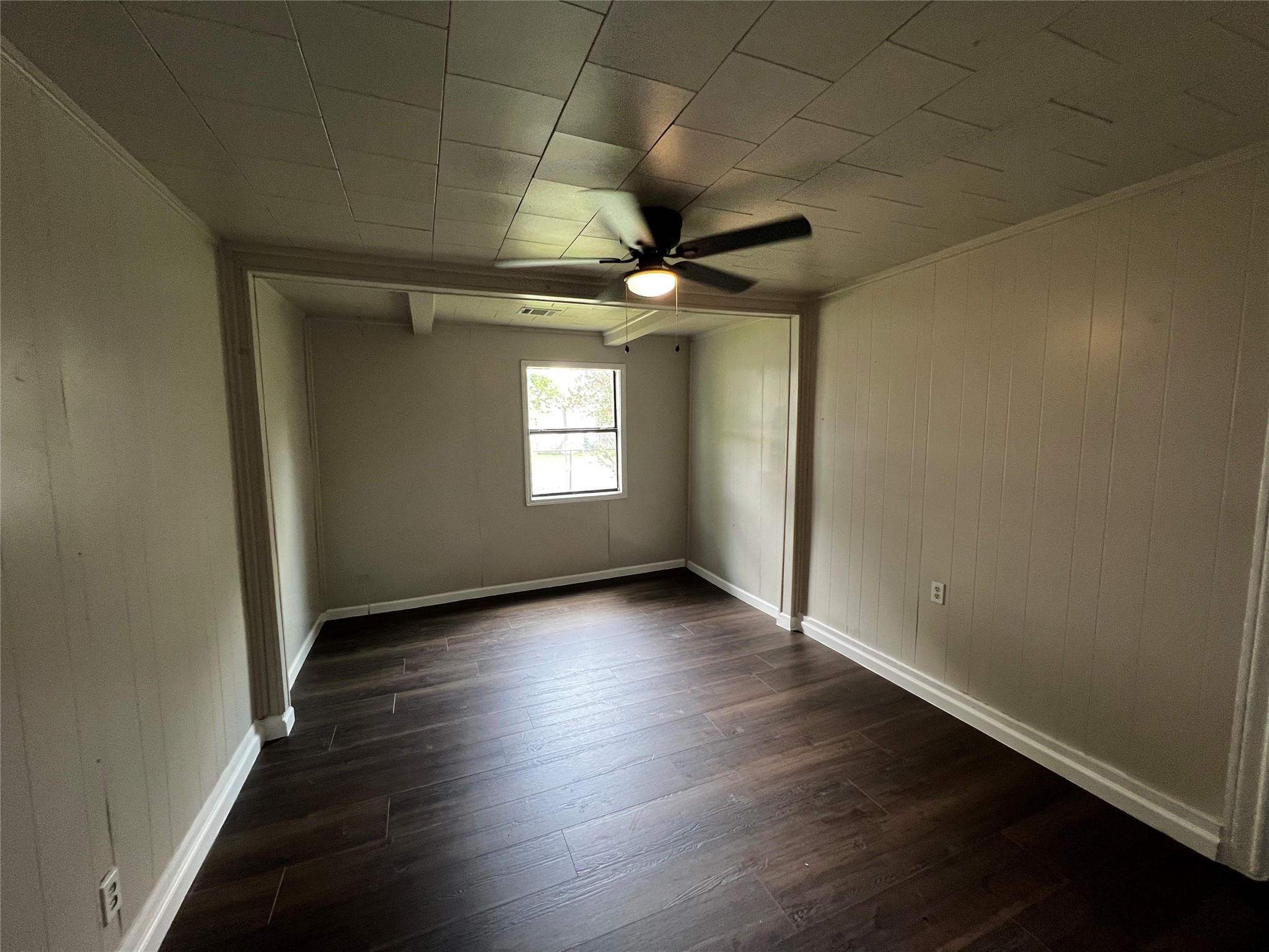 1805 E North Street Property Photo 12