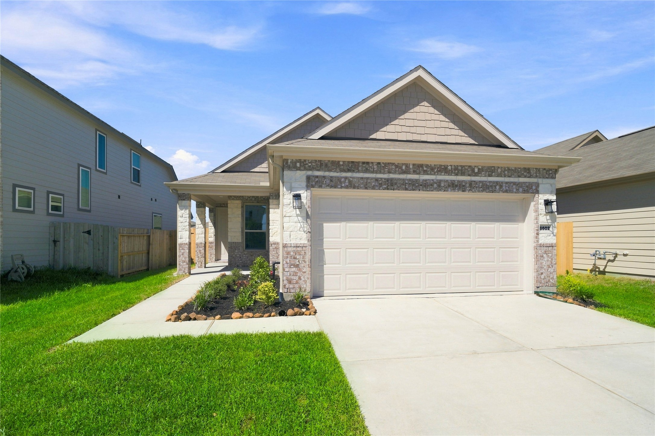 6602 Lenwood Lane Property Photo 1
