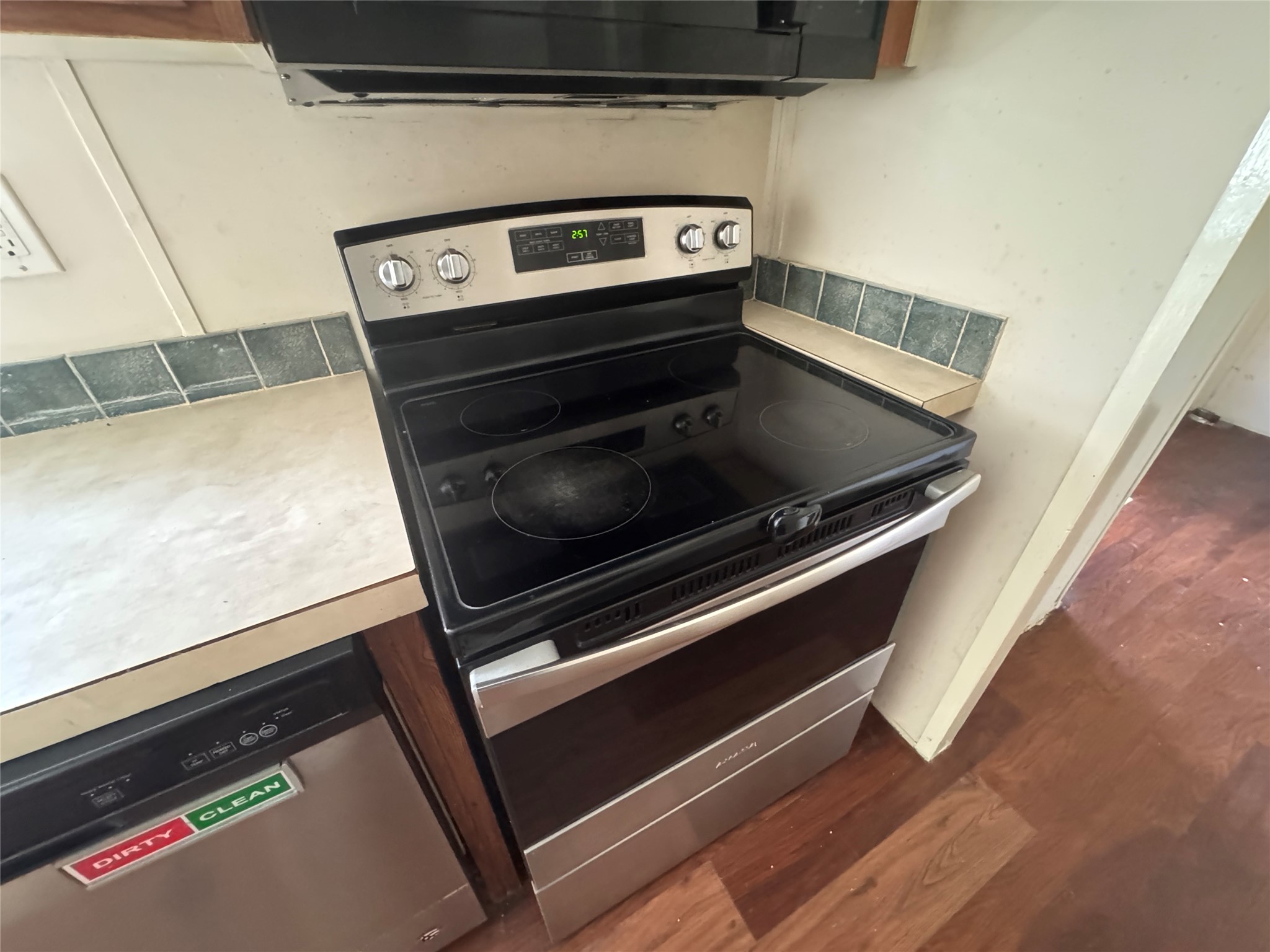 16415 Tamra Court Property Photo 11