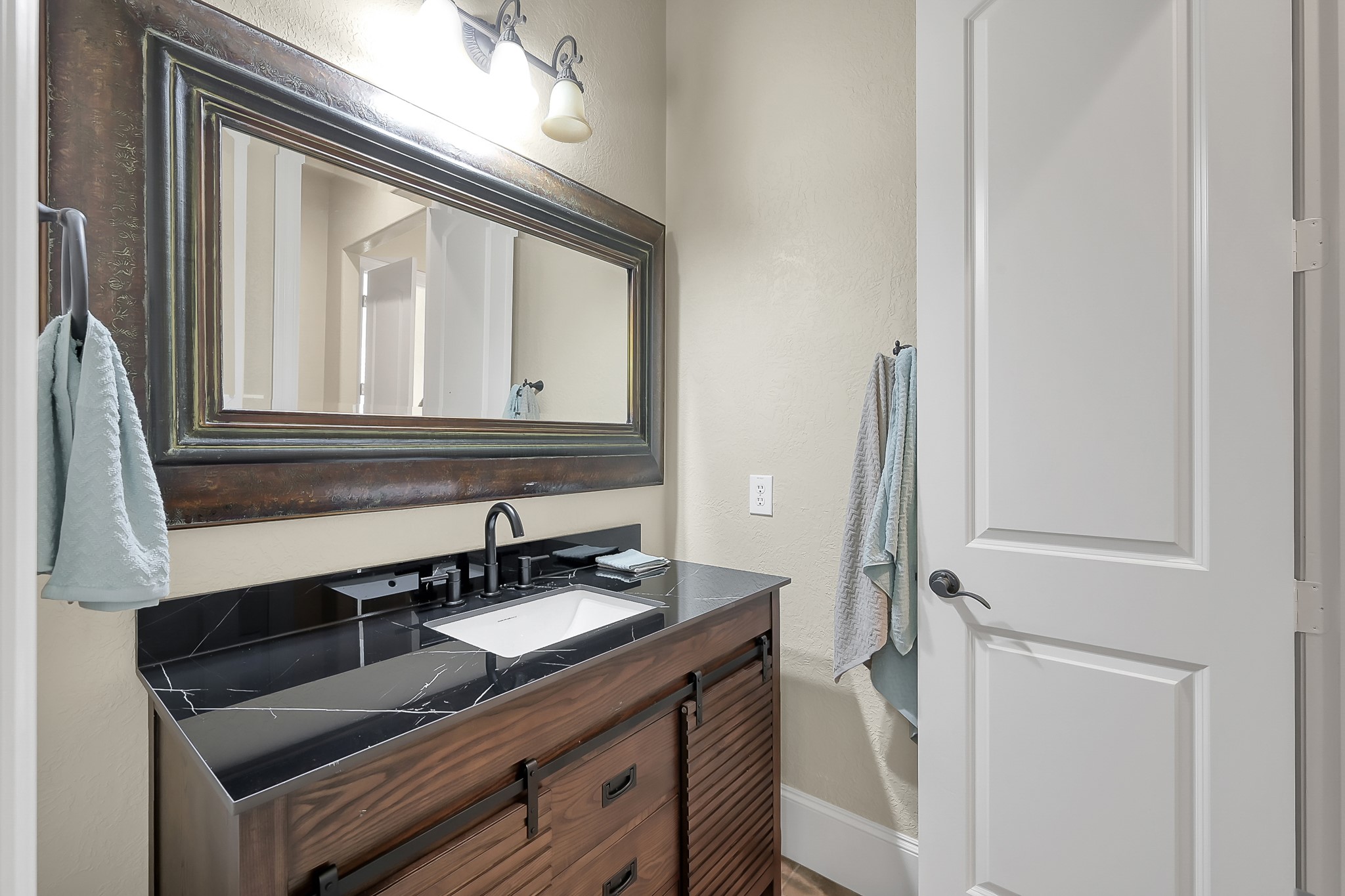 22742 Timberlake Creek Road Property Photo 34