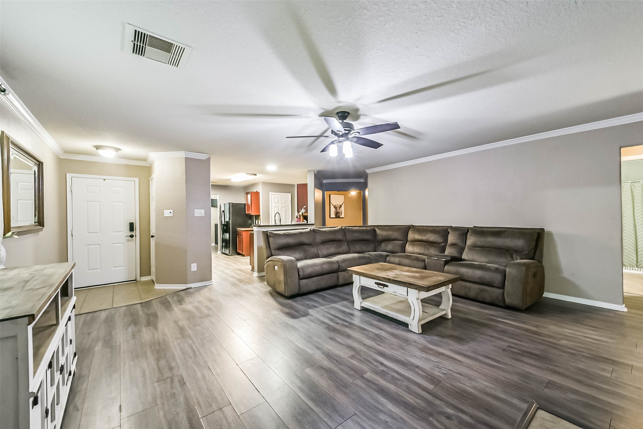 5435 Ginseng Drive Property Photo 8
