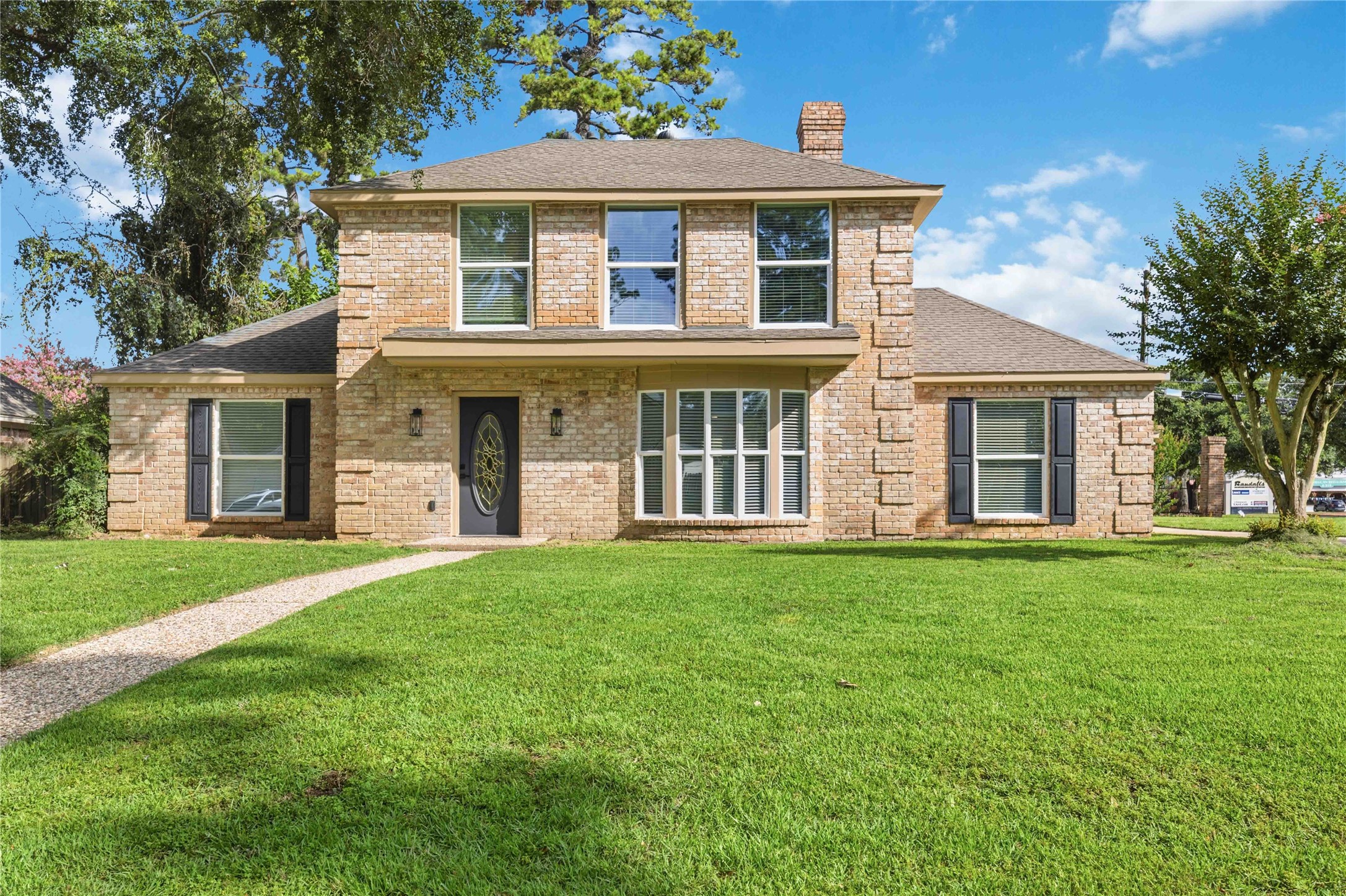 5702 Old Lodge Drive Property Photo 1