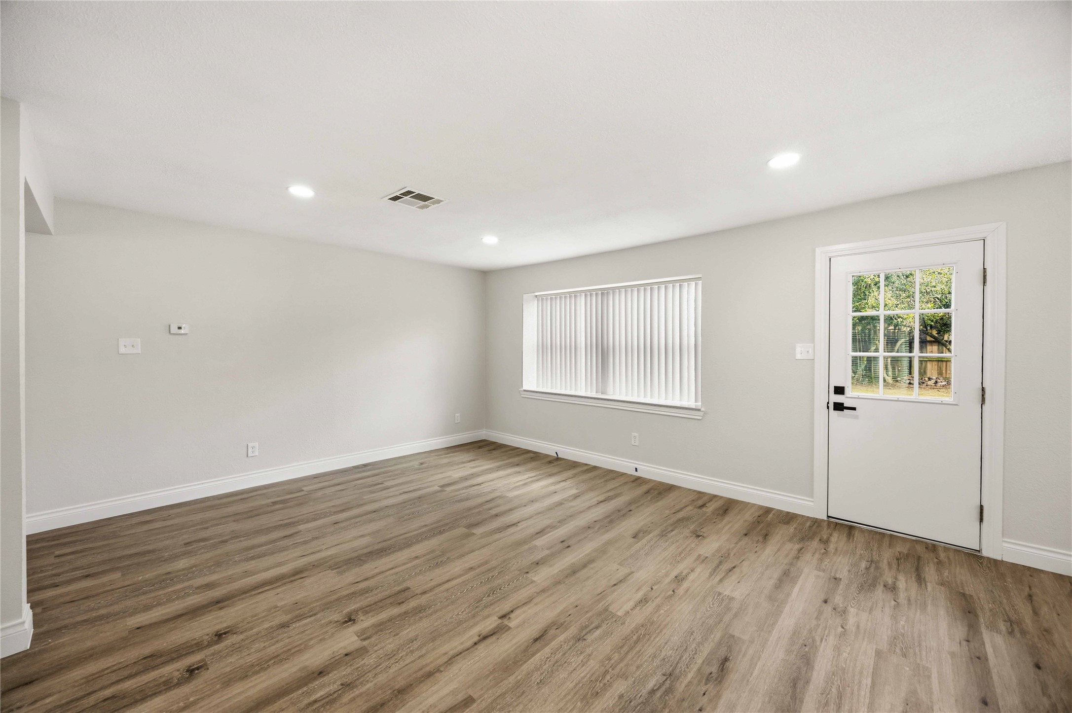 5702 Old Lodge Drive Property Photo 12