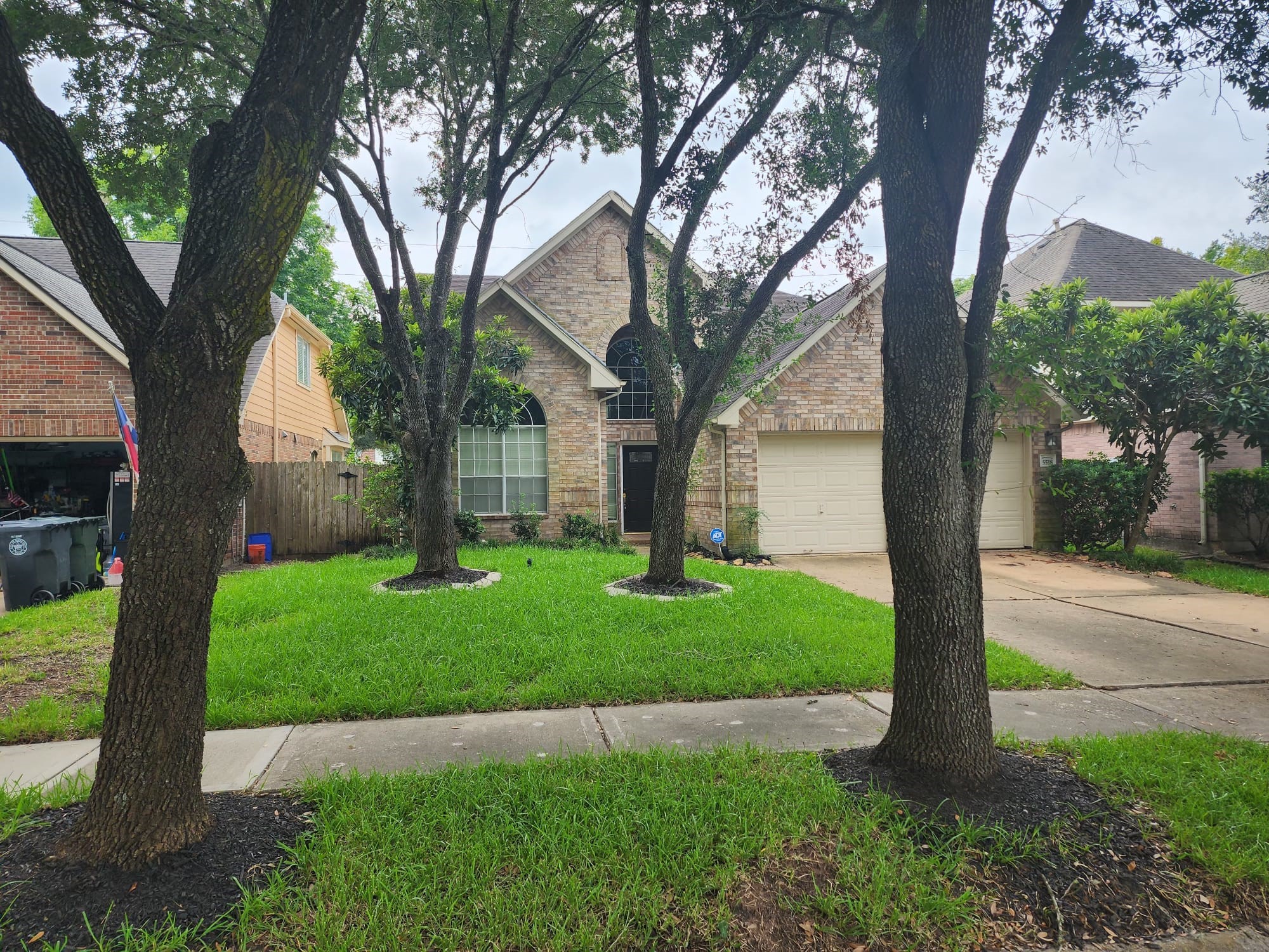 5518 Morgan Park Lane Property Photo 1