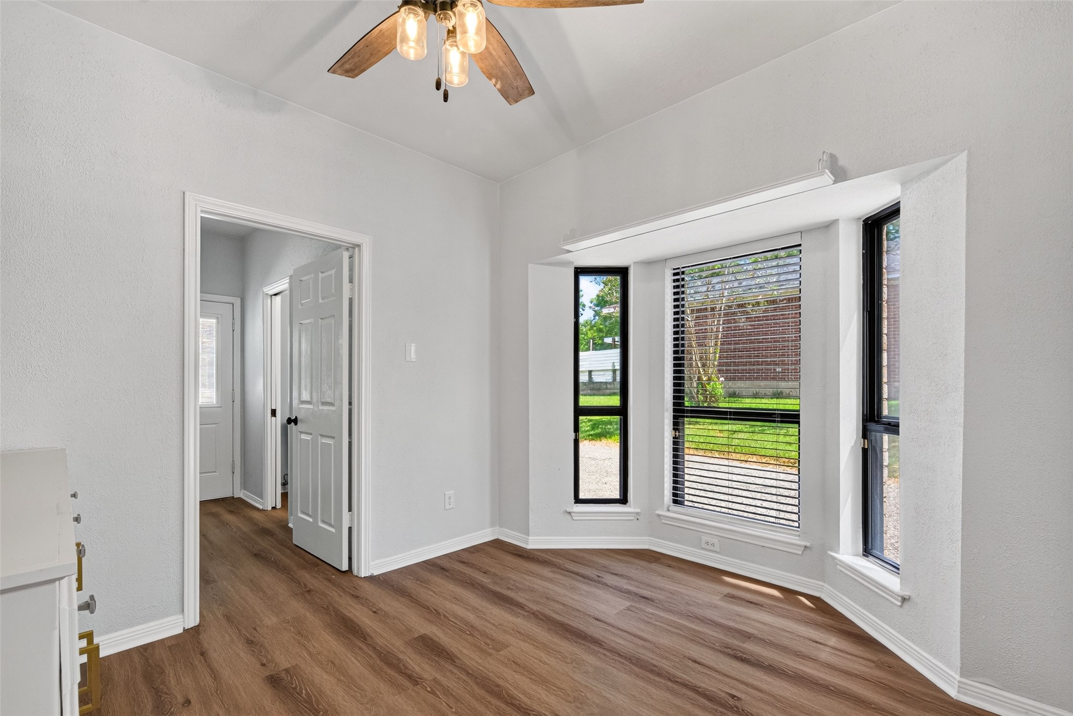 10337 Fm 1409 Property Photo 15