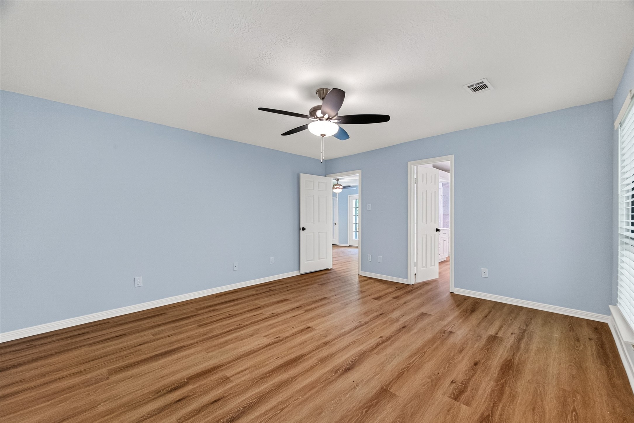 10337 Fm 1409 Property Photo 37