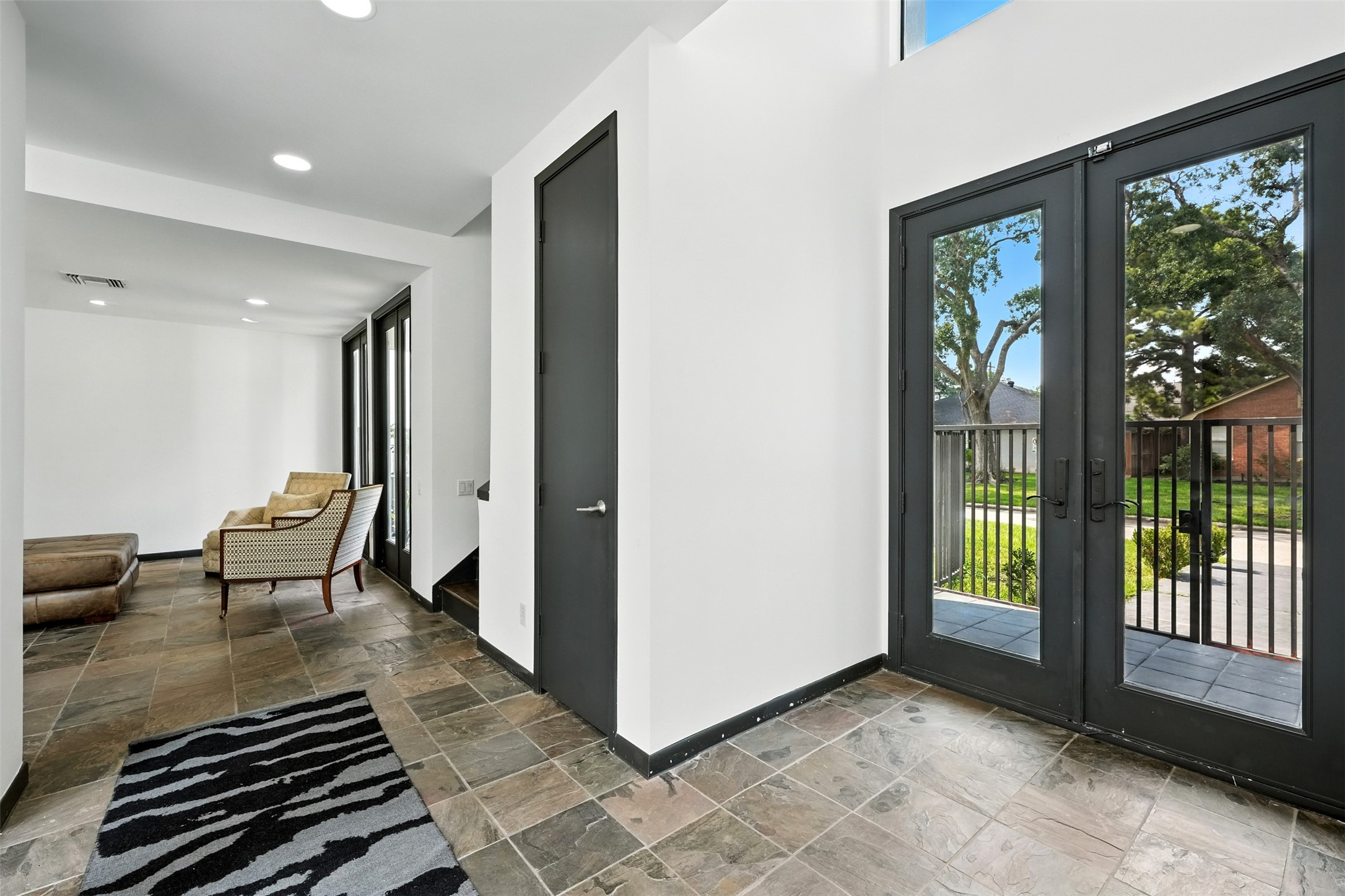 2019 Mcclendon Street Property Photo 4