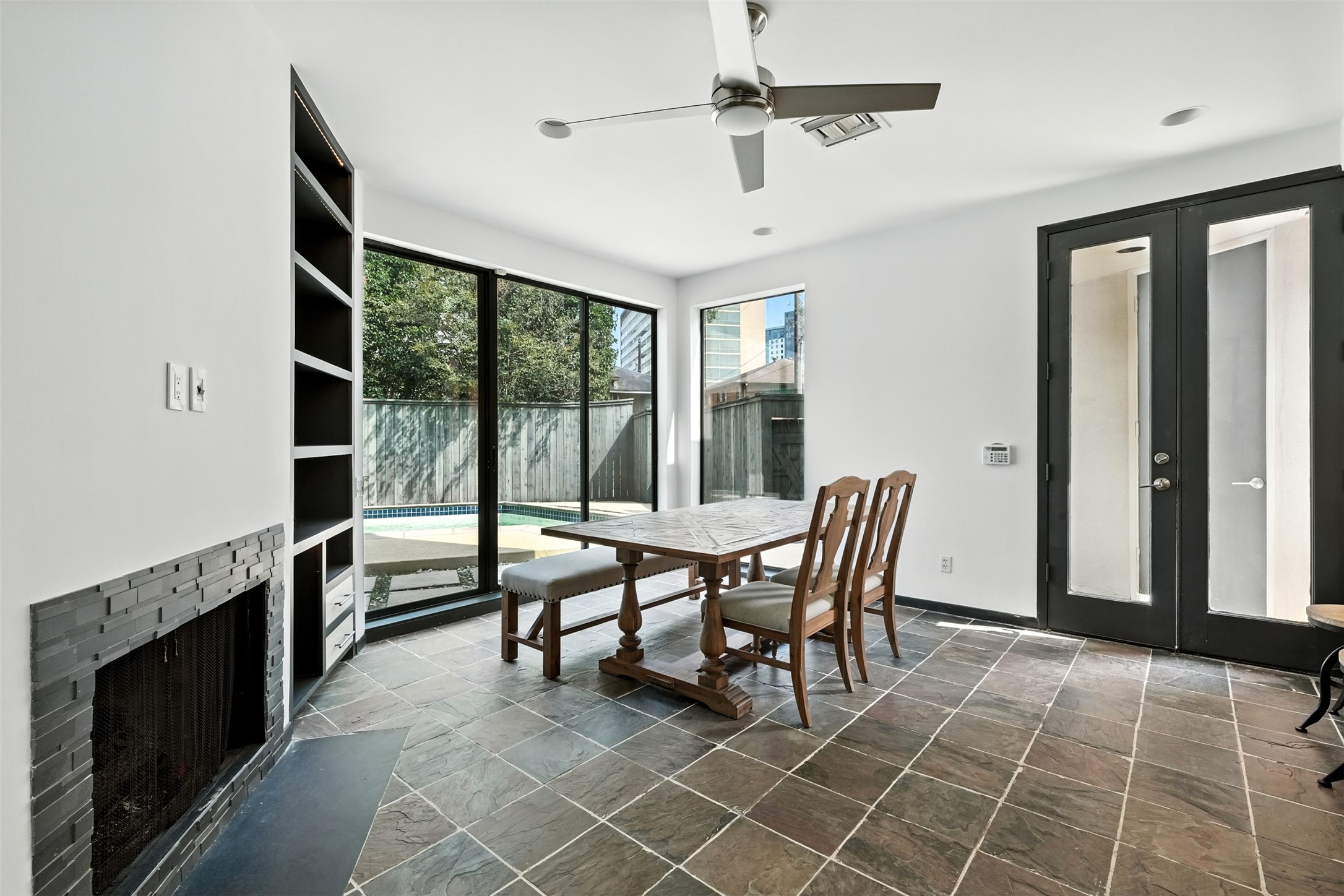 2019 Mcclendon Street Property Photo 10