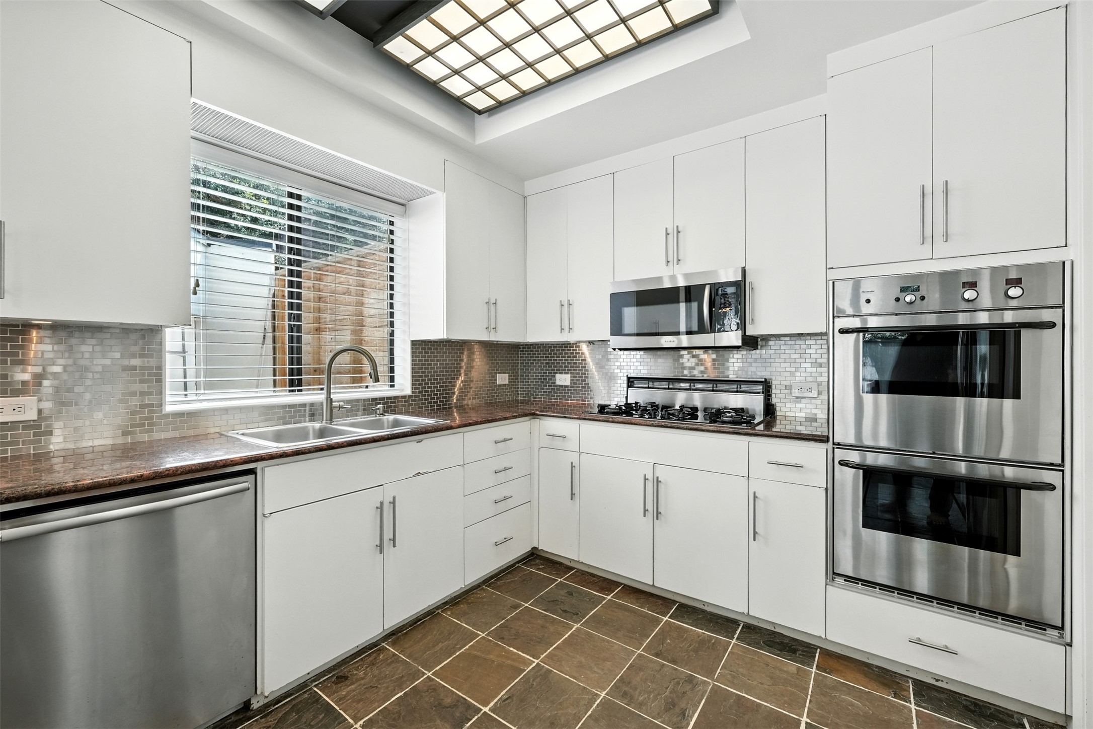 2019 Mcclendon Street Property Photo 20