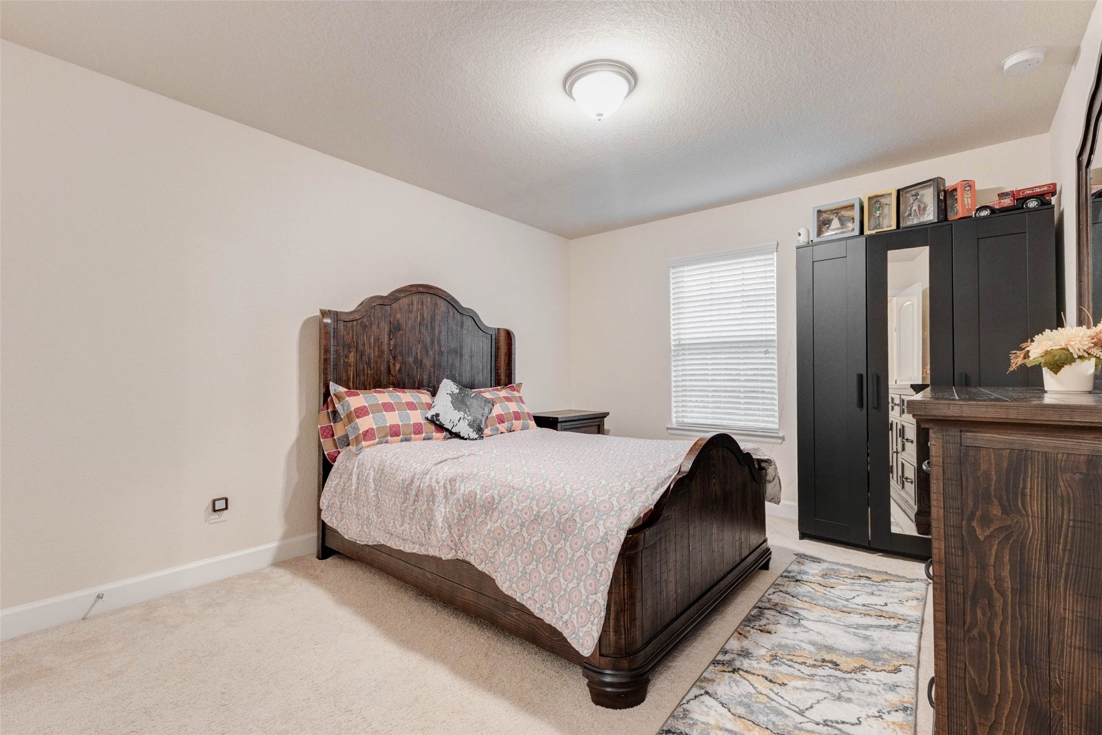 5903 Rose Quartz Lane Property Photo 12