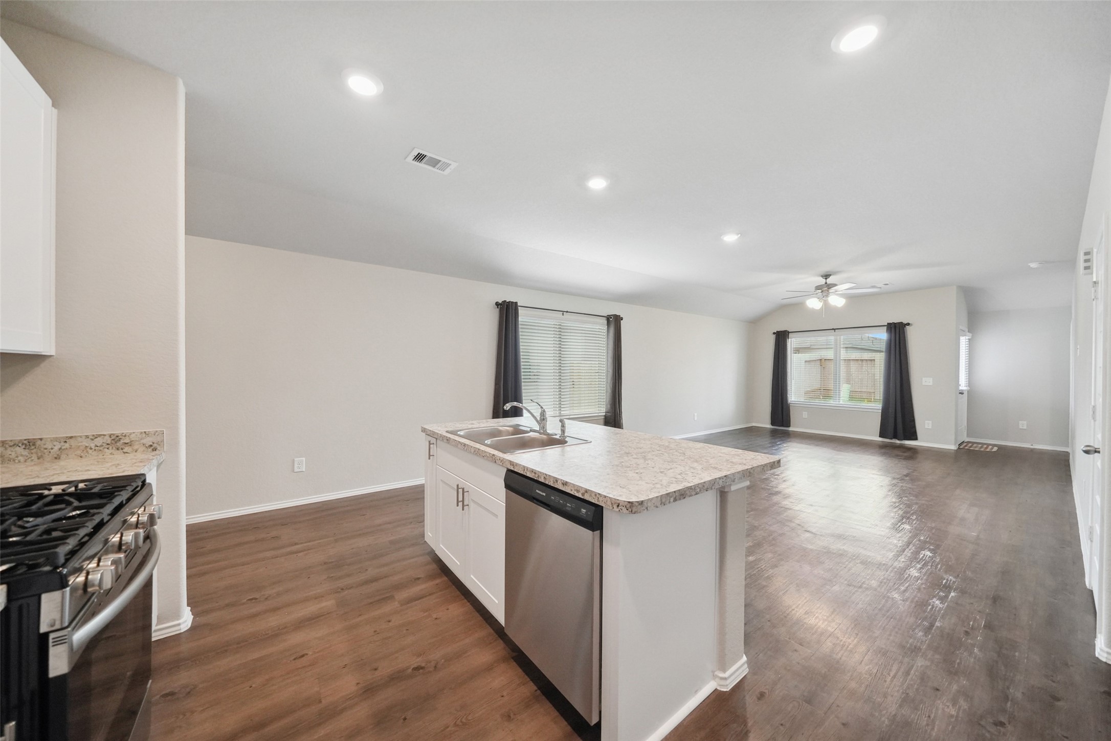 21823 Willow River Canyon Road Property Photo 10