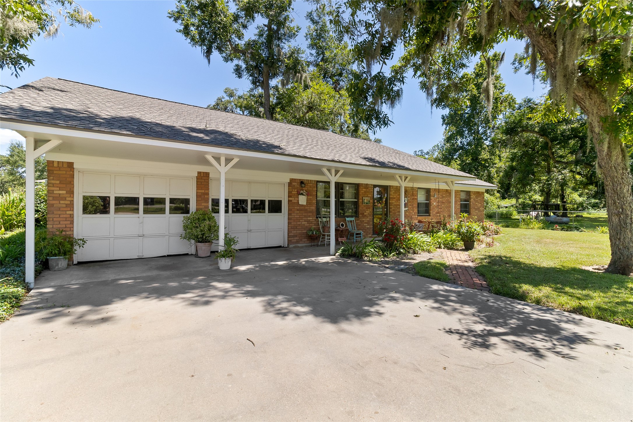 1971 Fm 522 Road Property Photo 1