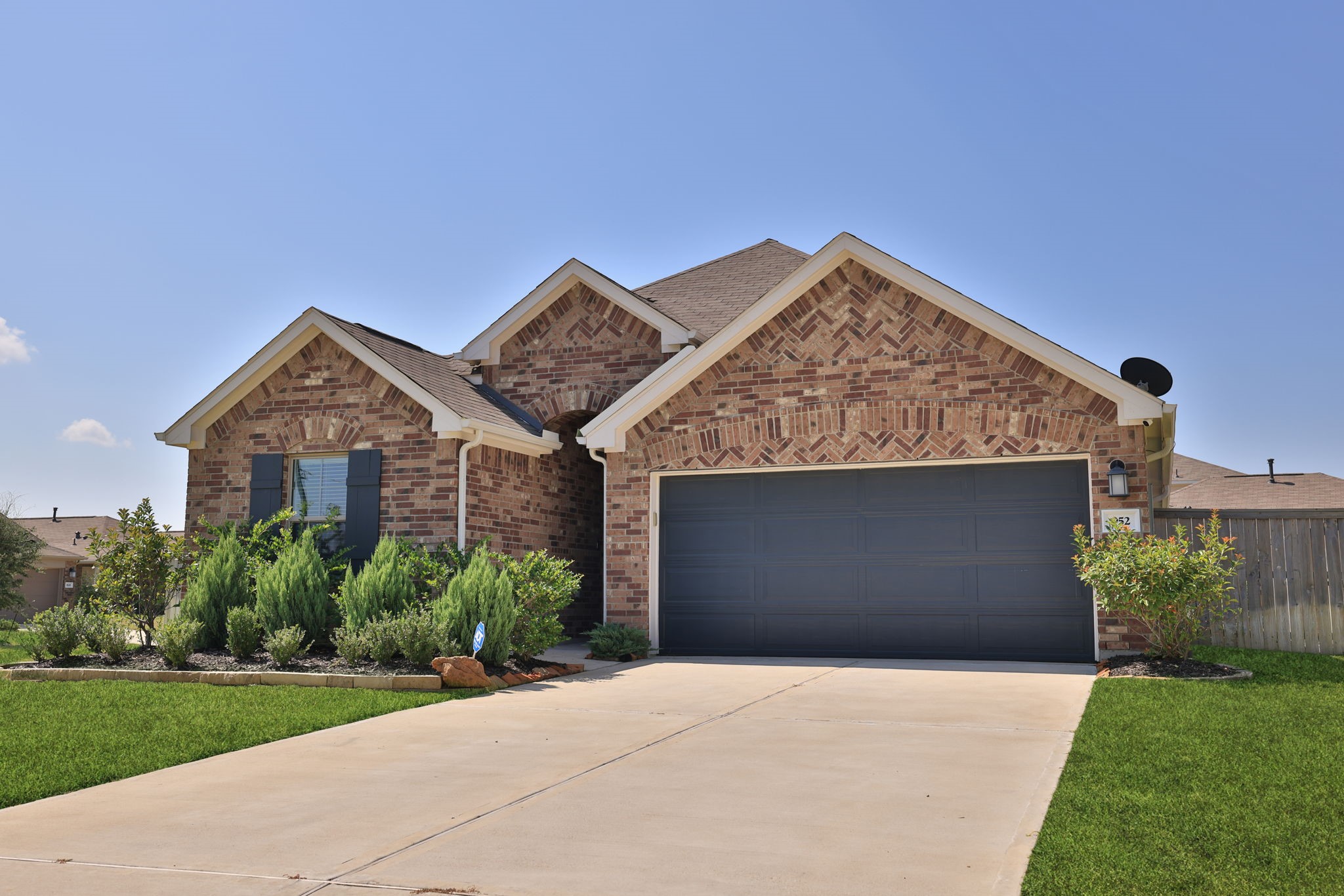 952 Gentle Moss Drive Property Photo 4
