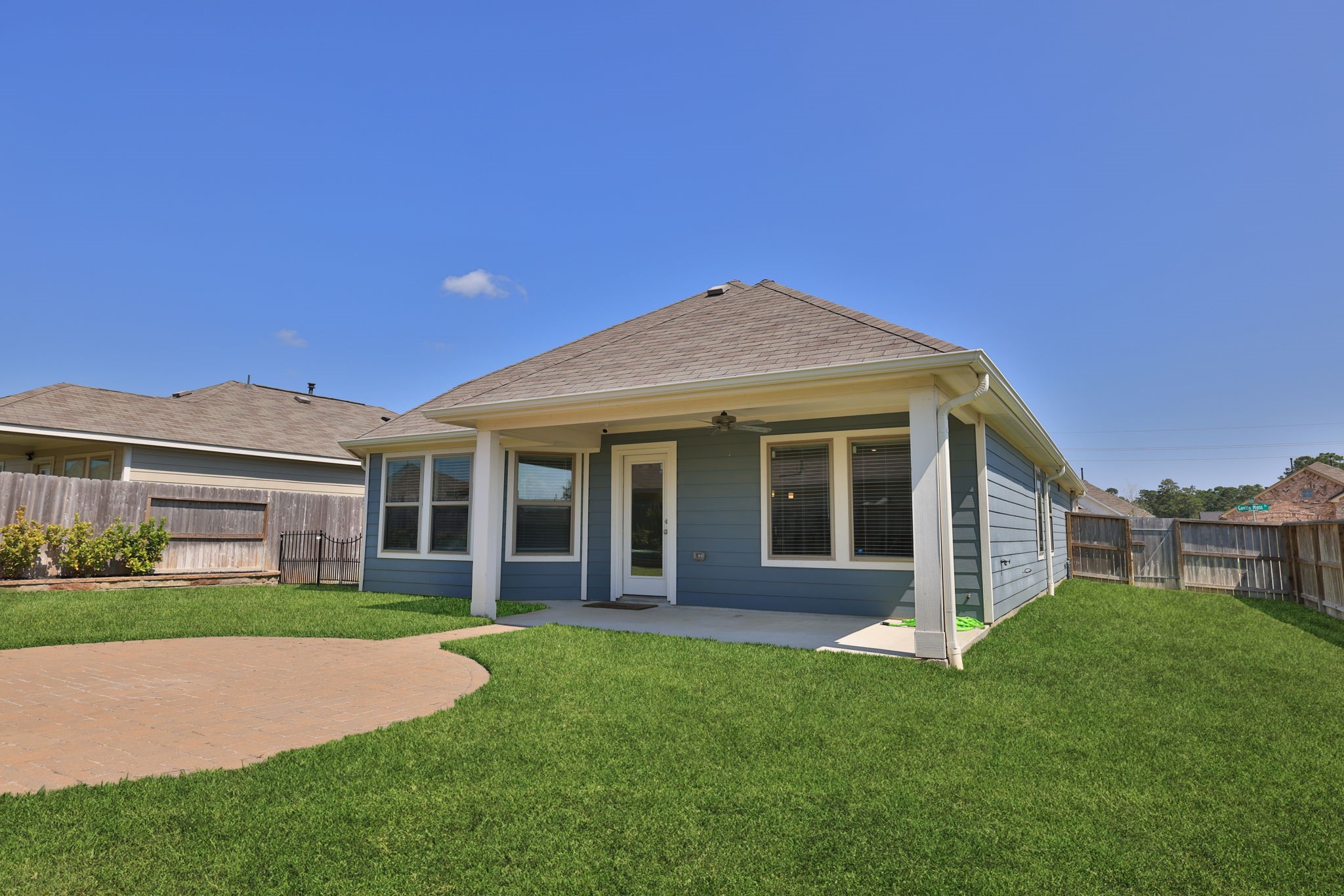 952 Gentle Moss Drive Property Photo 37