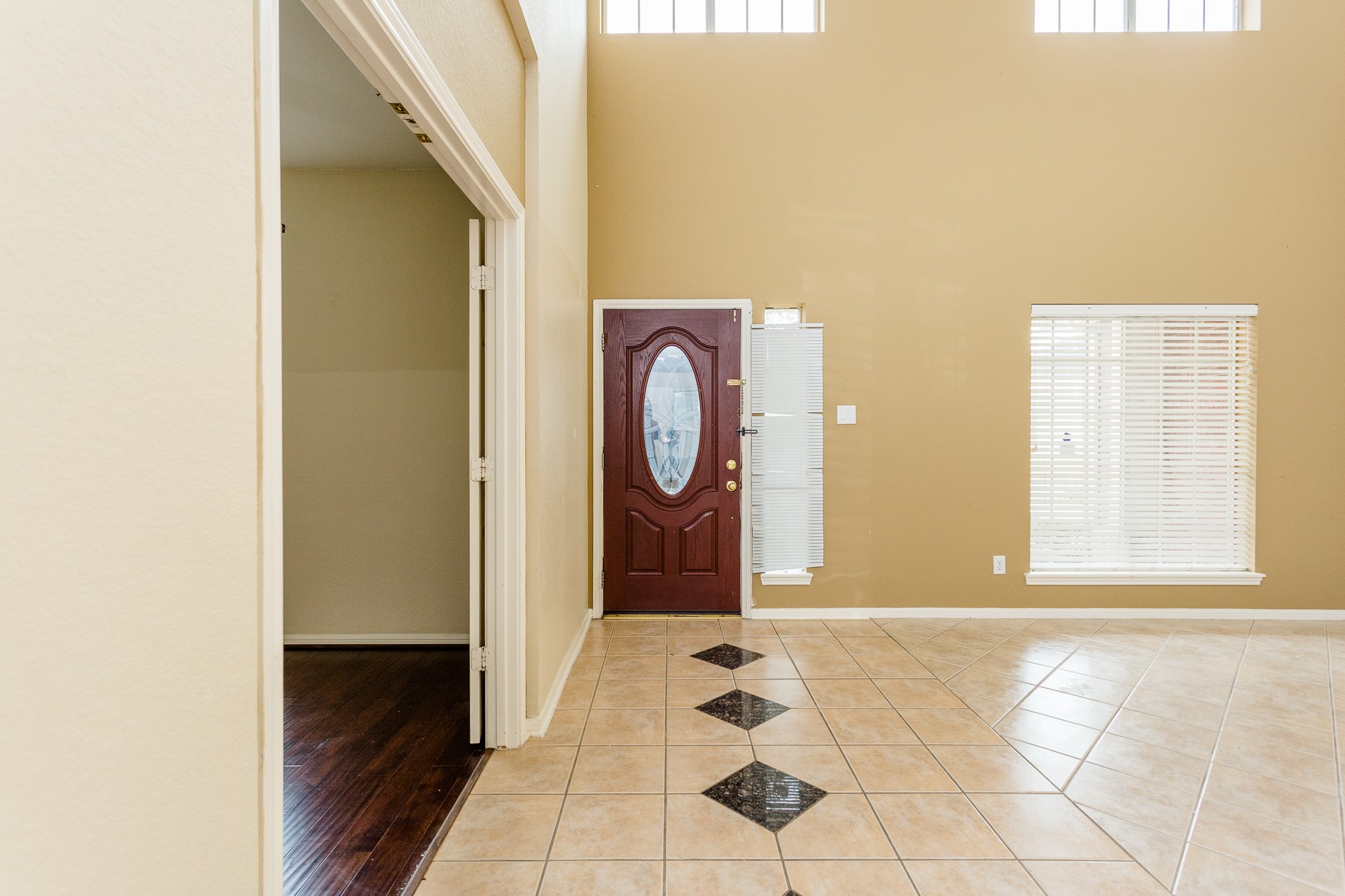 5906 Saber River Property Photo 13