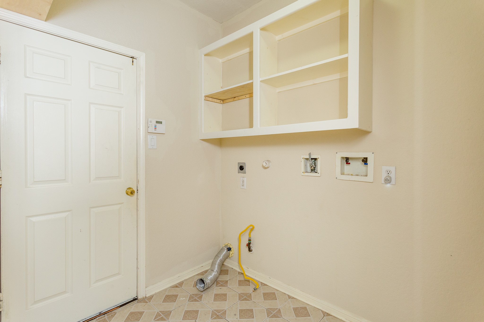 5906 Saber River Property Photo 29