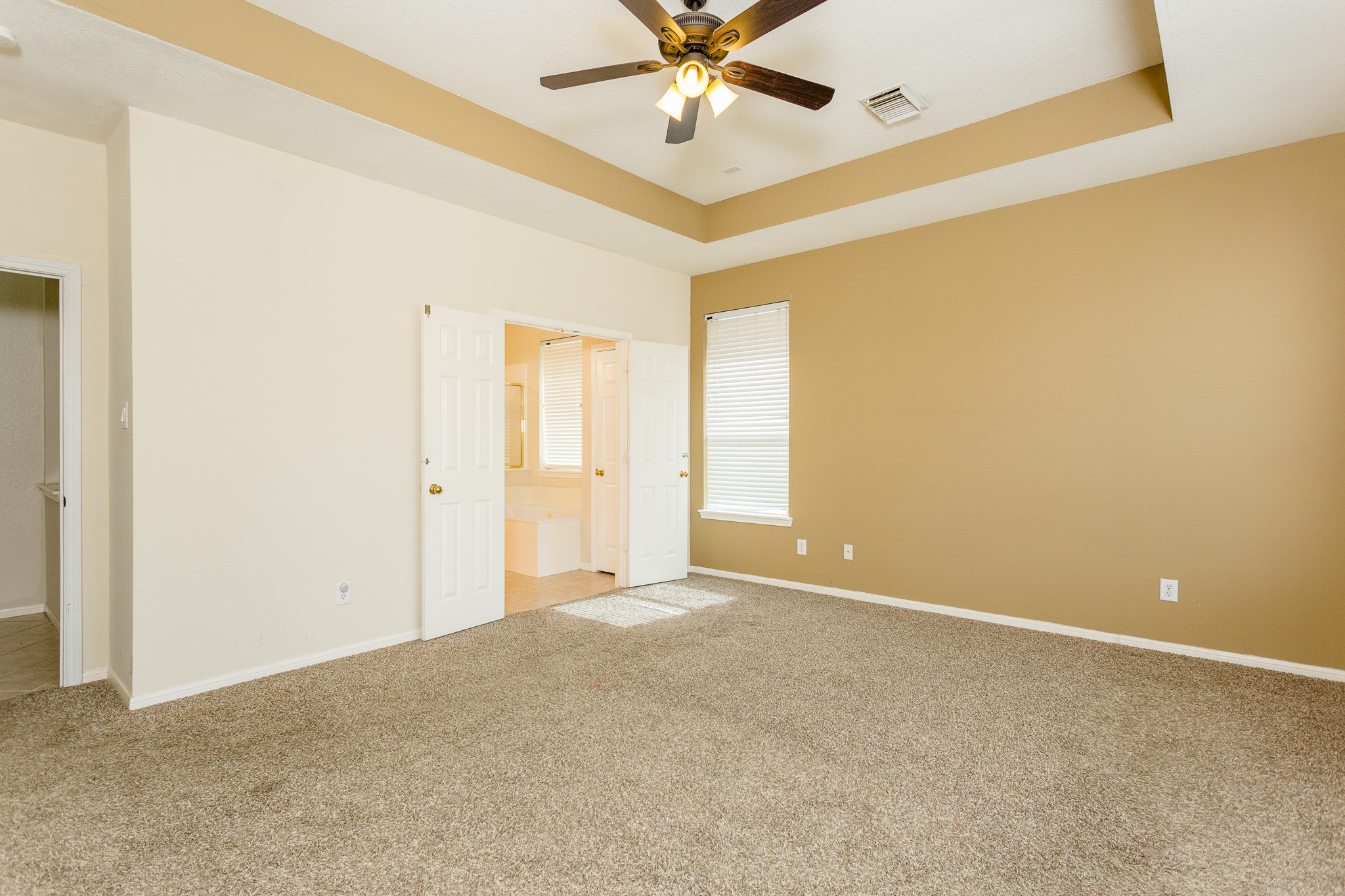 5906 Saber River Property Photo 31