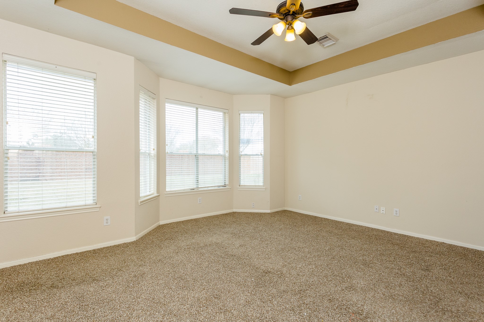 5906 Saber River Property Photo 33