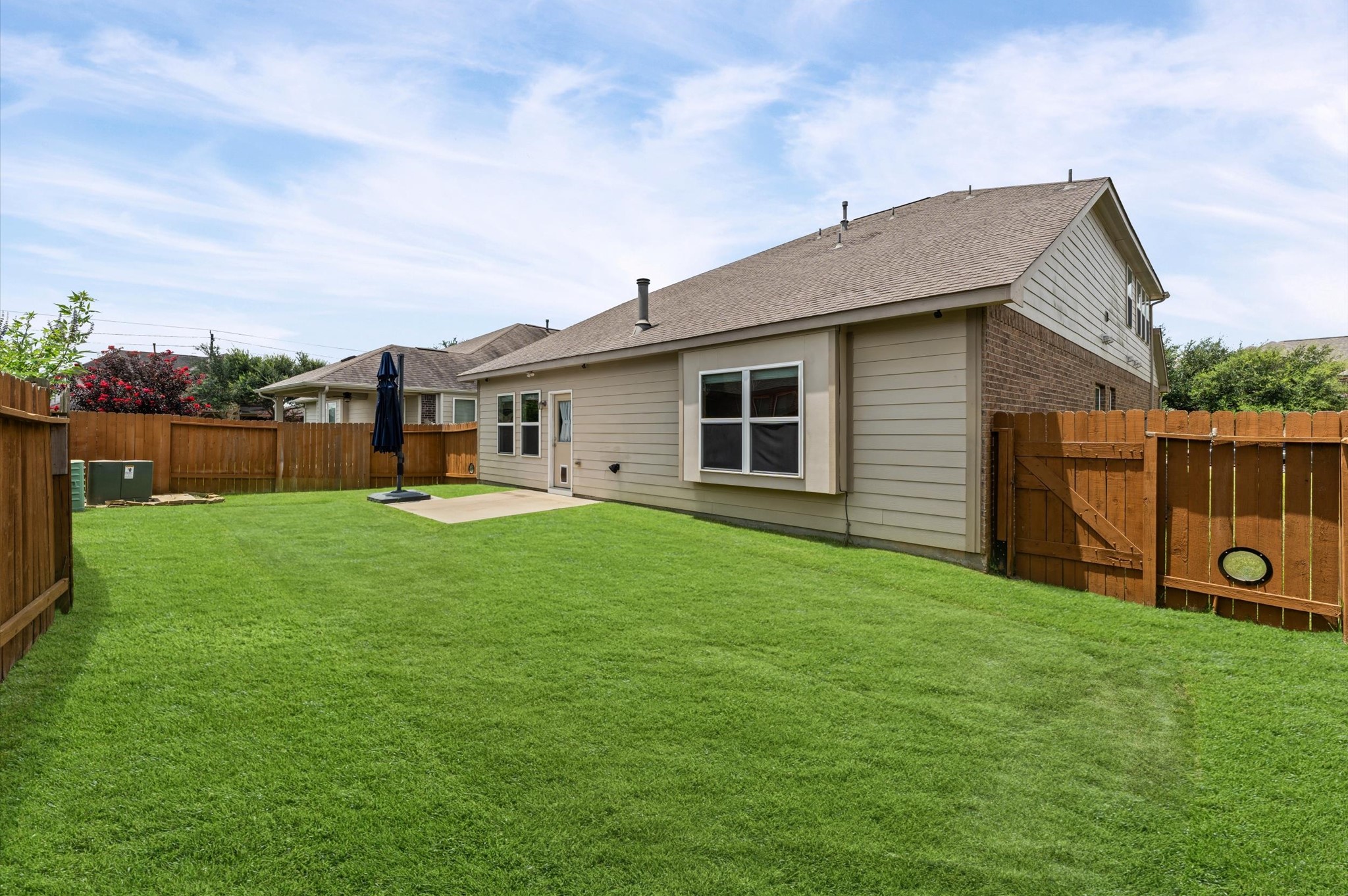 9974 Stone Creek Lane Property Photo 8