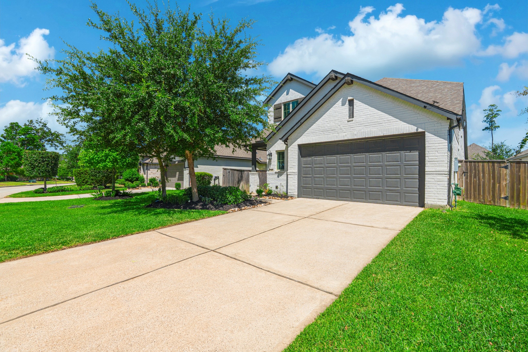 706 Santa Elena Trail Property Photo 4
