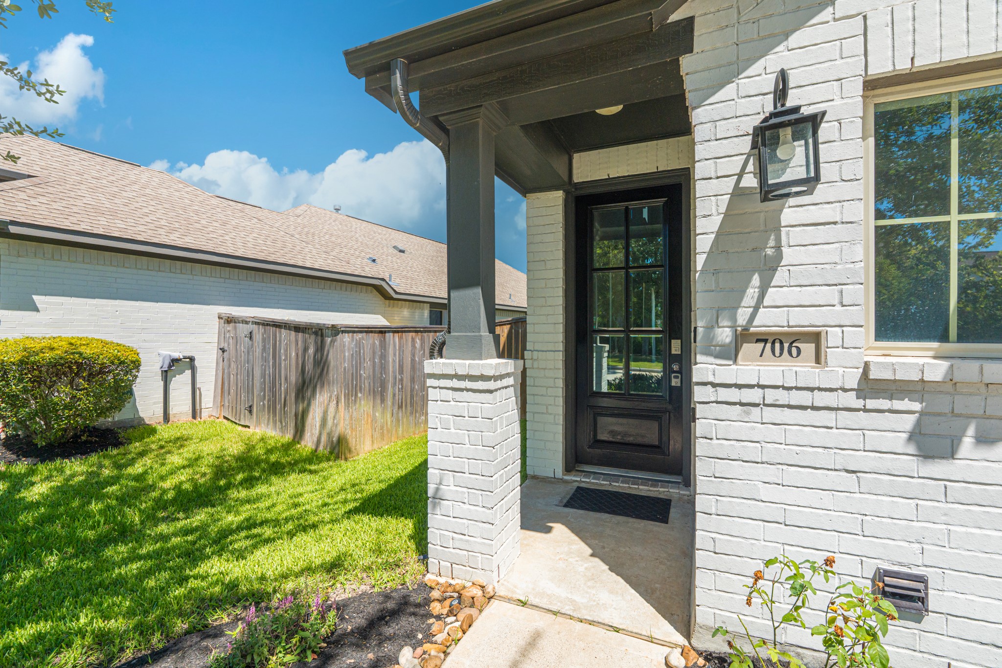 706 Santa Elena Trail Property Photo 9