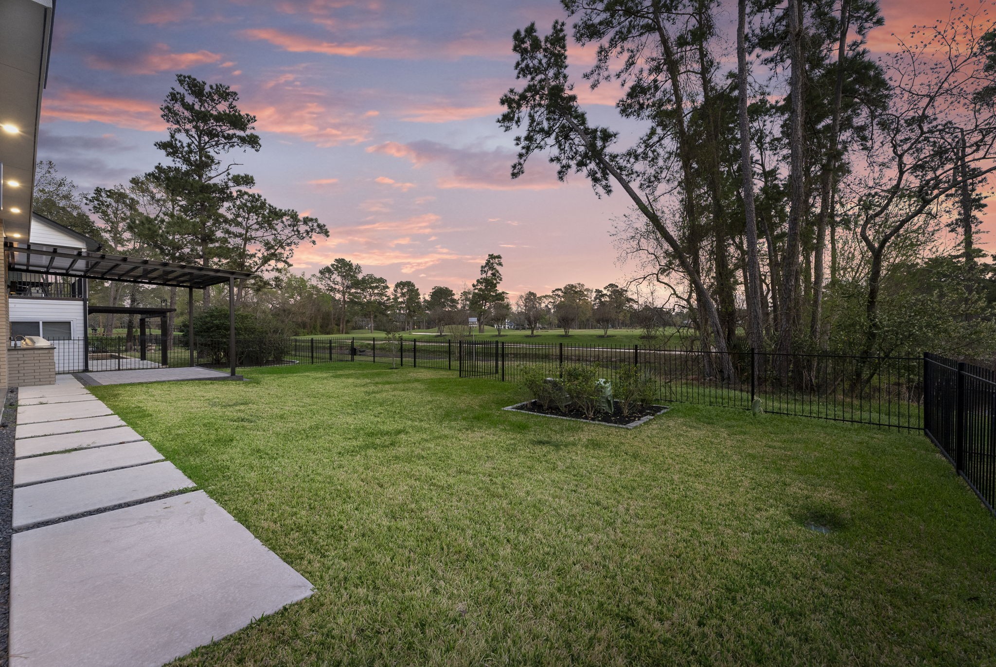 51 Huntsmans Horn Circle Property Photo 44