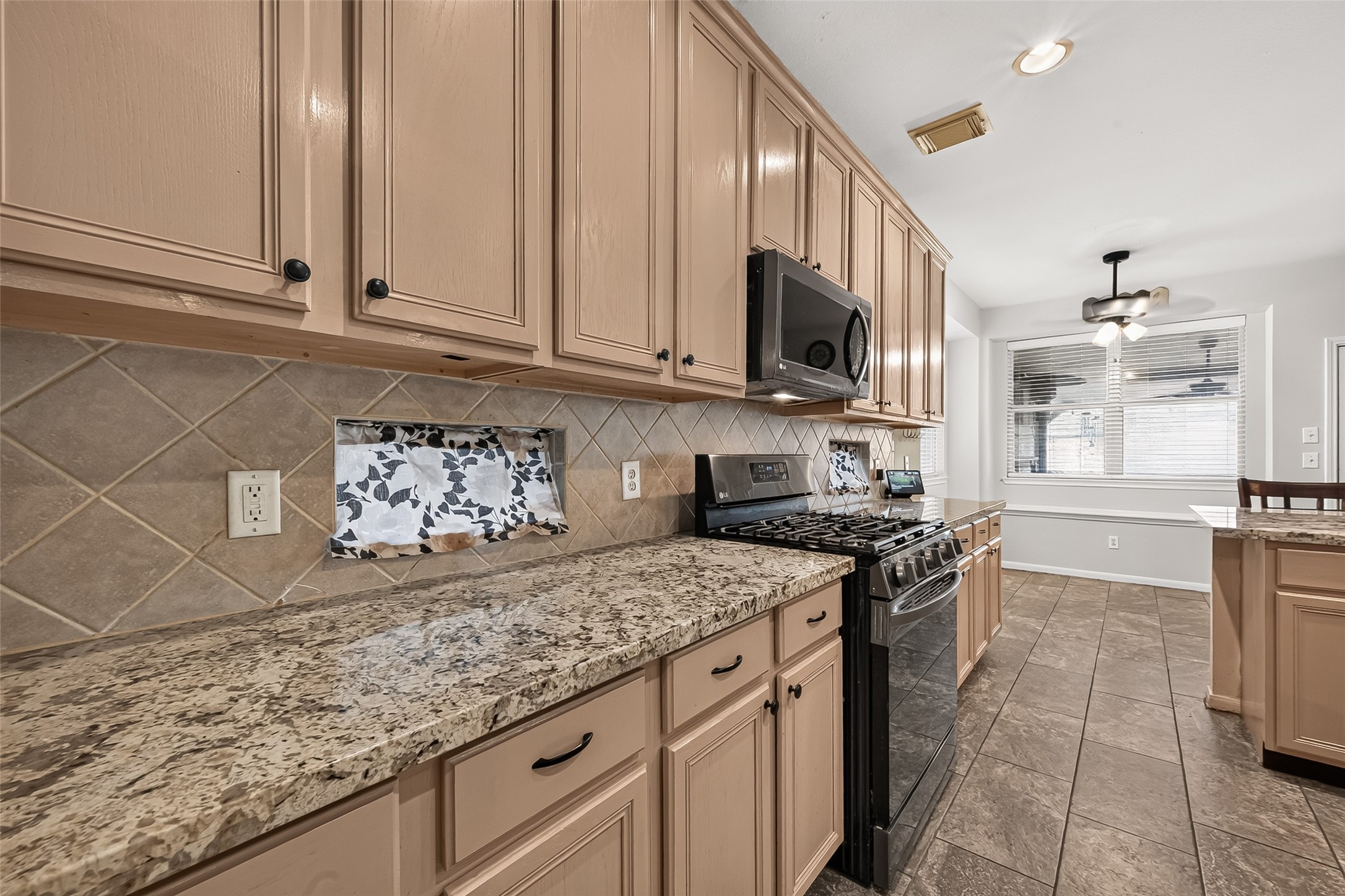 3006 April Wind Drive Property Photo 13