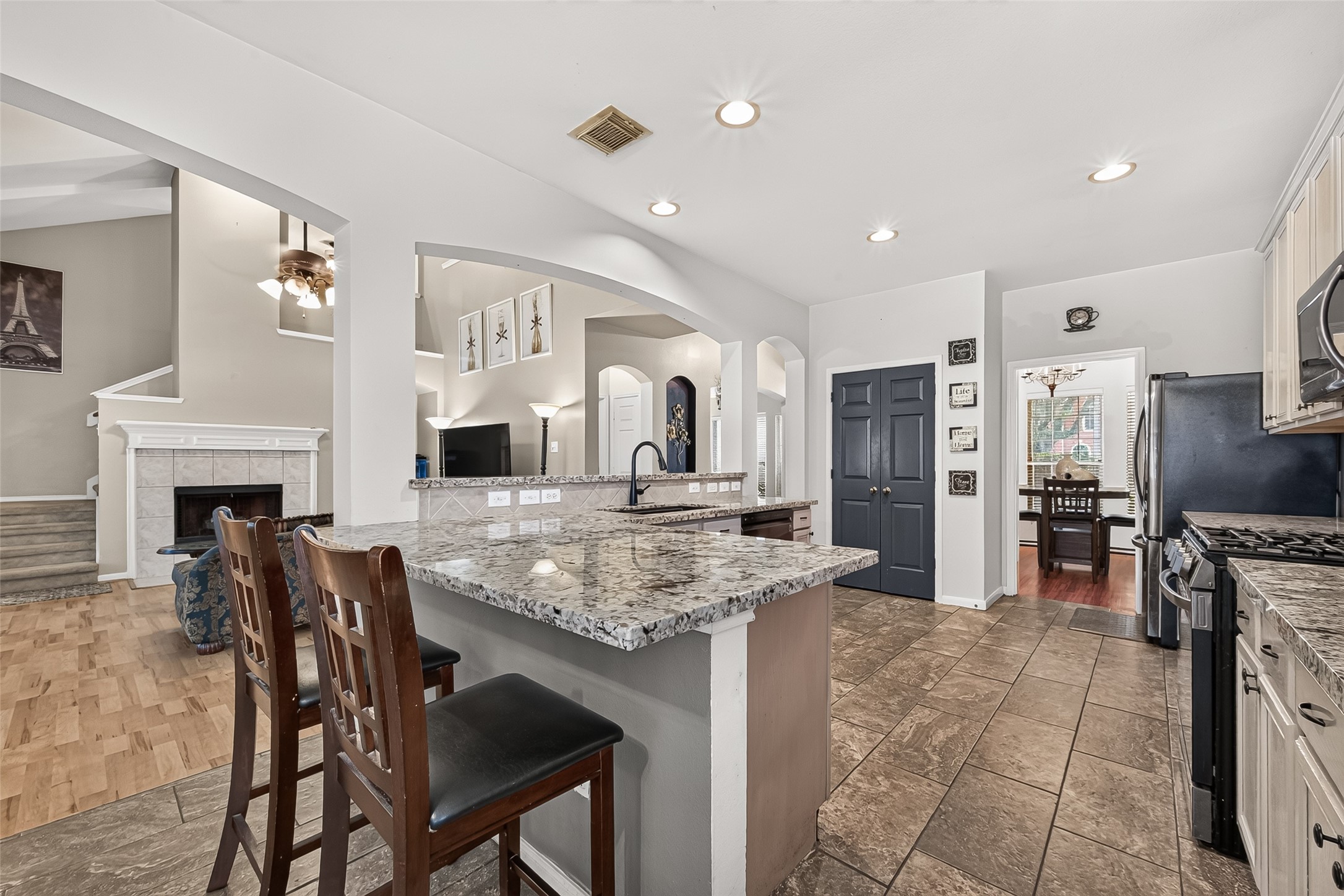 3006 April Wind Drive Property Photo 18