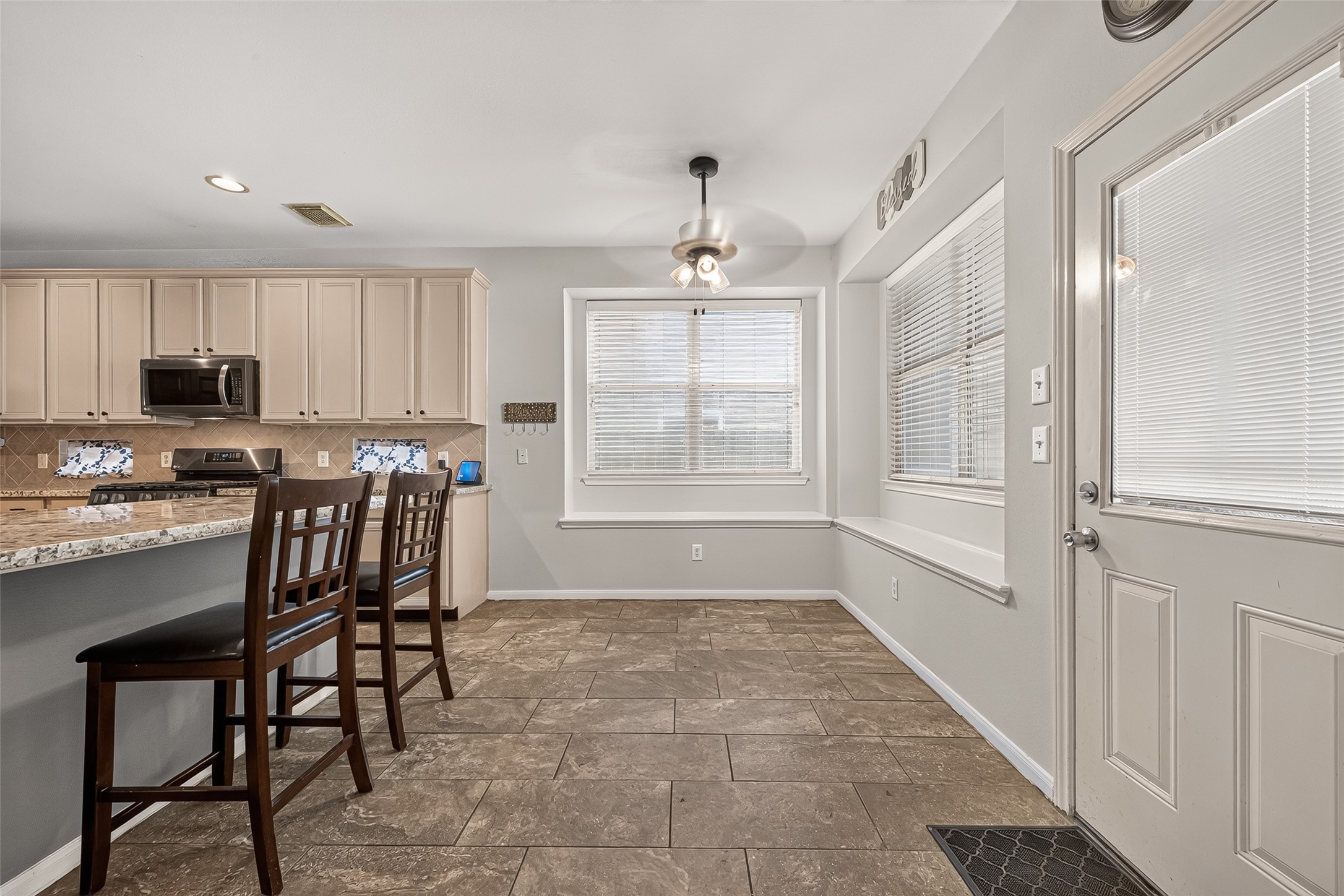 3006 April Wind Drive Property Photo 22