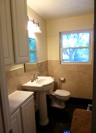 2403 Watts Street 4 Property Photo 8