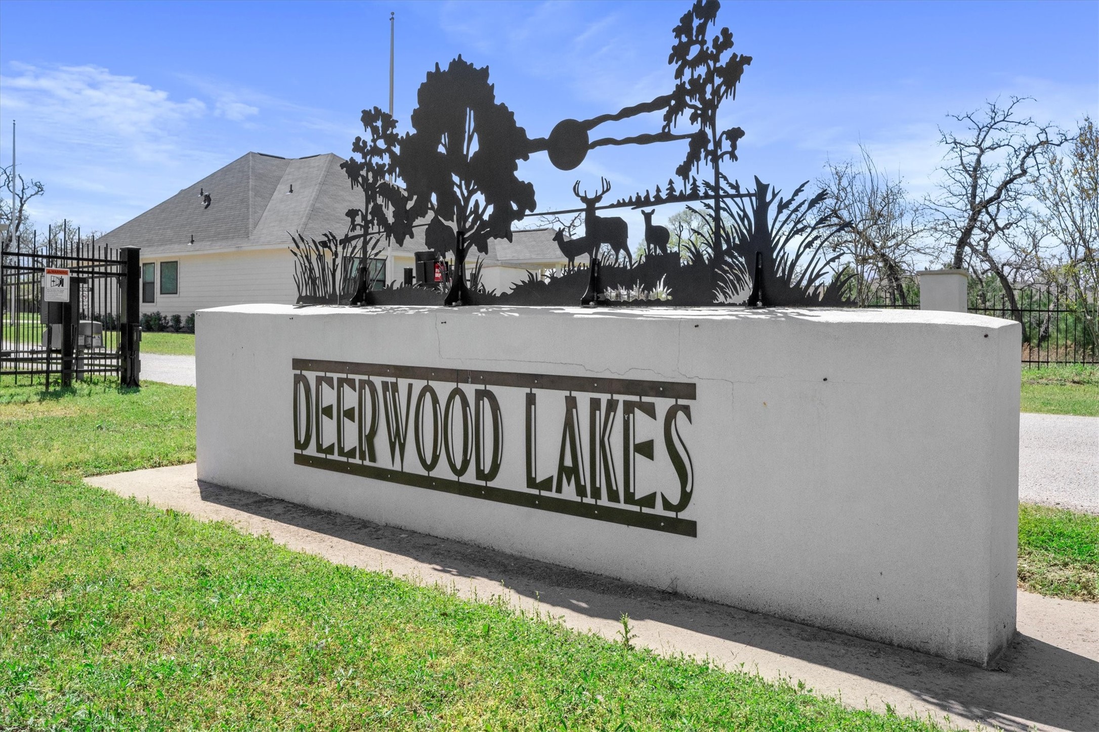 26342 Deerwood Drive Property Photo
