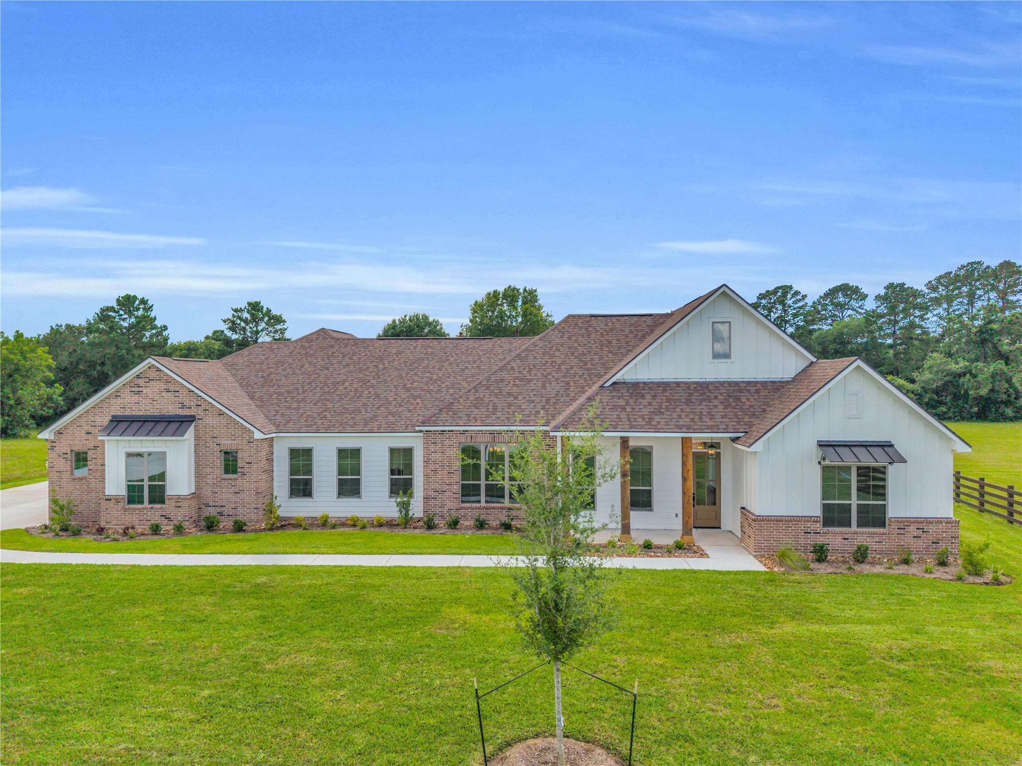 24951 Hopeview Way Property Photo 1