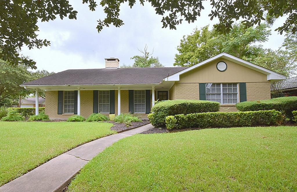5103 Briarbend Drive Property Photo 1