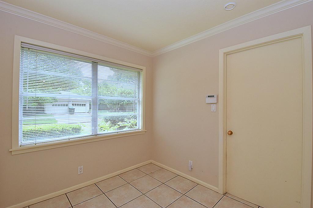5103 Briarbend Drive Property Photo 10