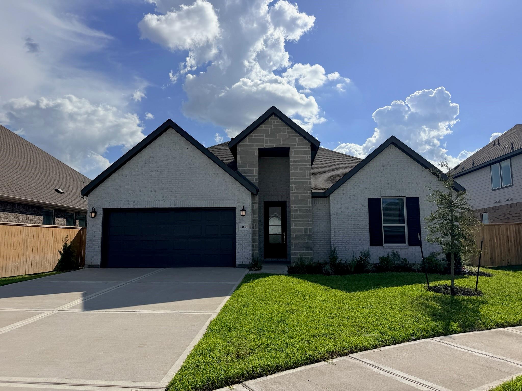8006 Serene Meadow Lane, Richmond TX 77469 Property Photo 1