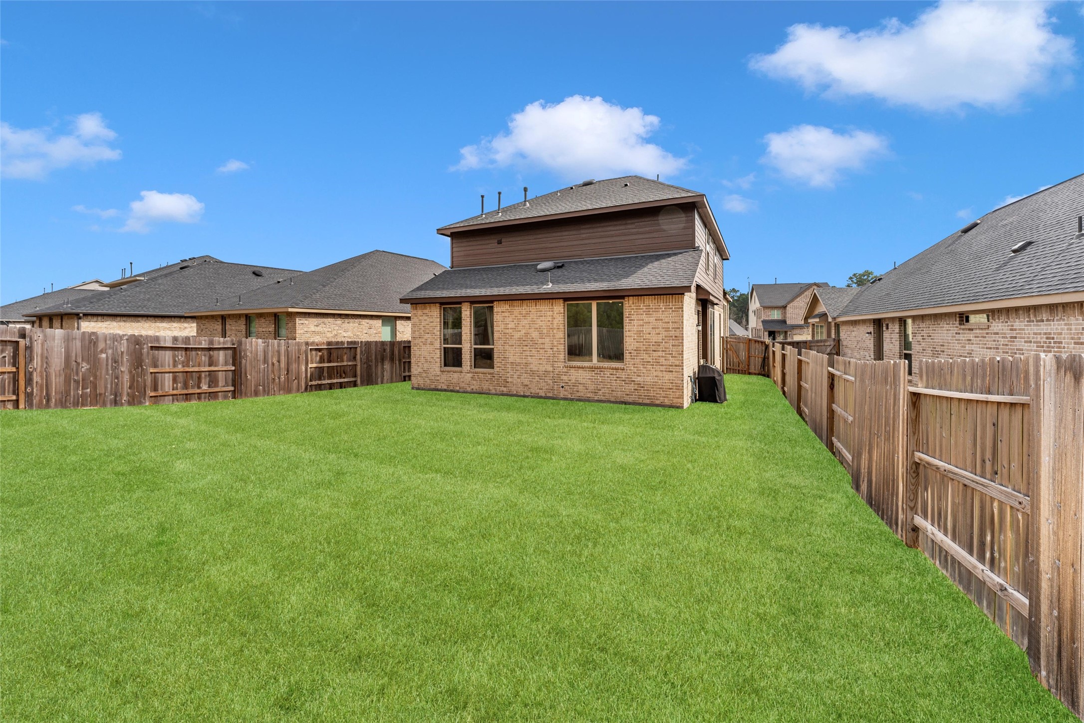 35448 Woodtrace Circle Property Photo 4