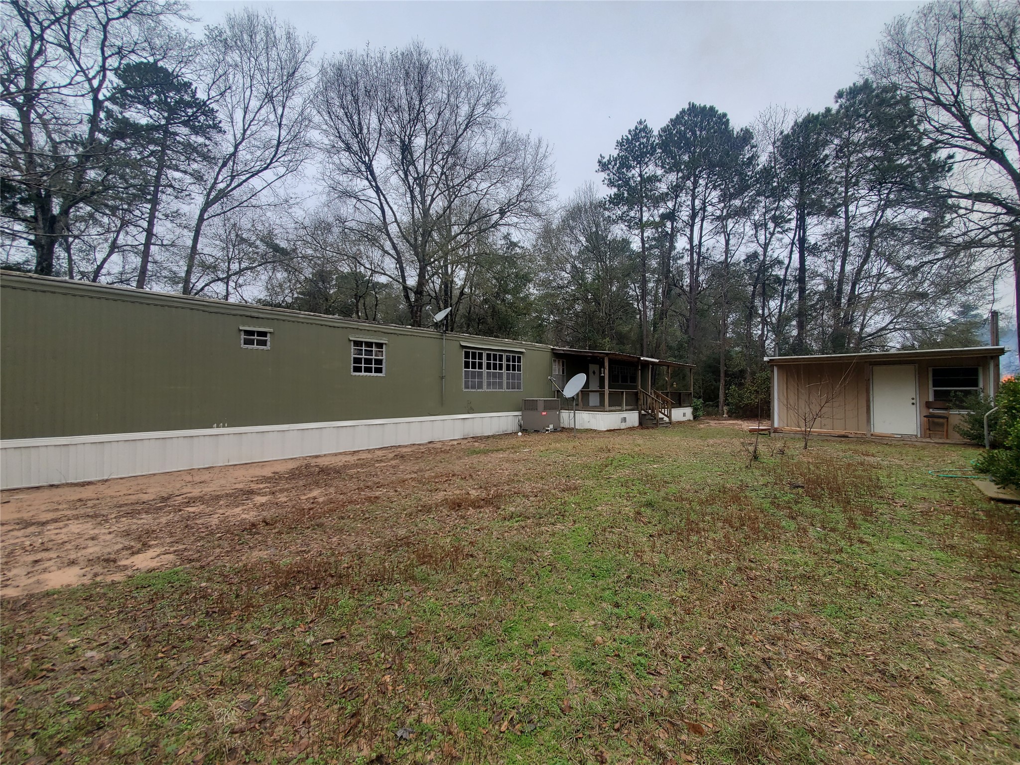 18379 Thomas Street Property Photo 3