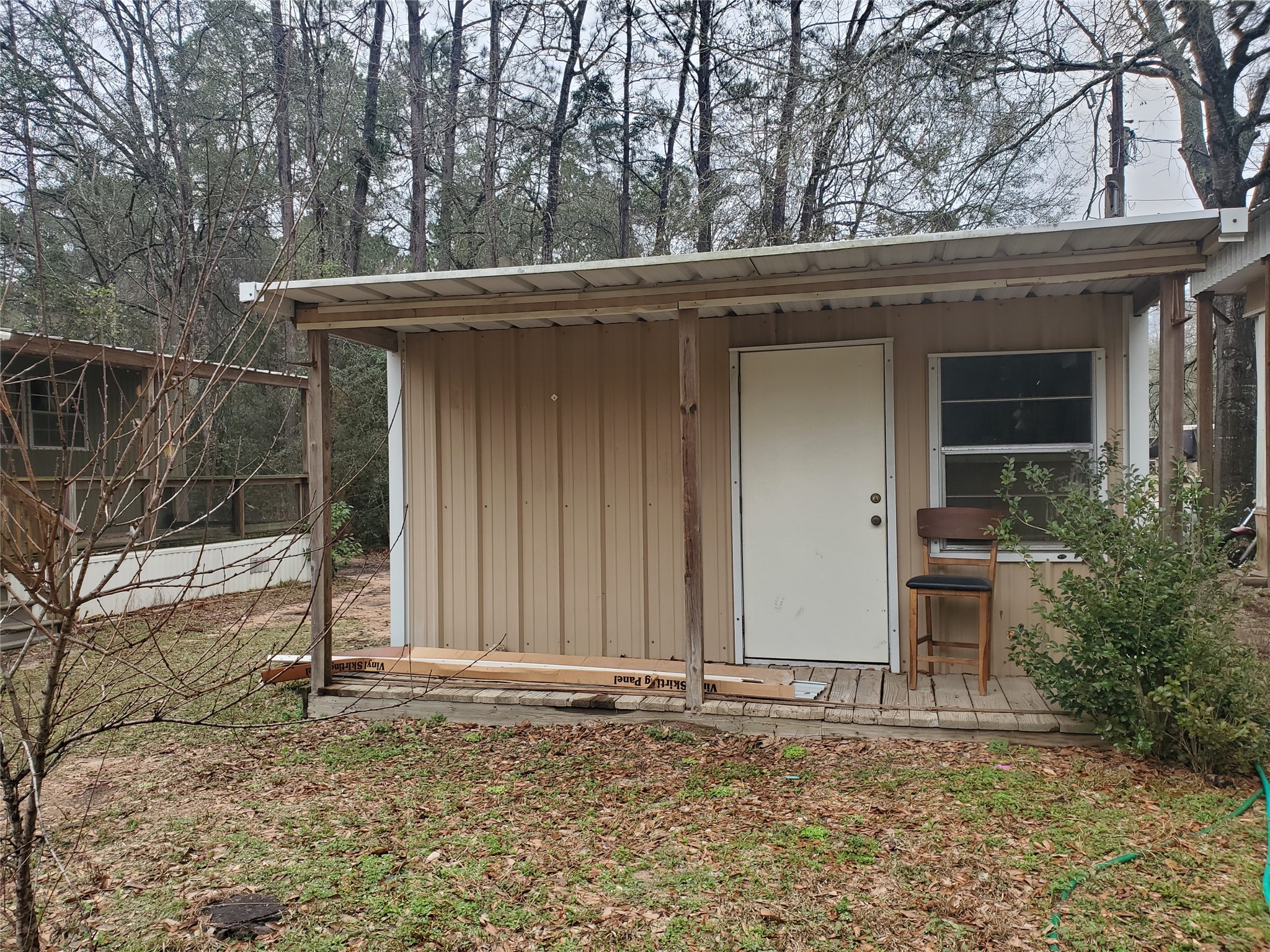 18379 Thomas Street Property Photo 4