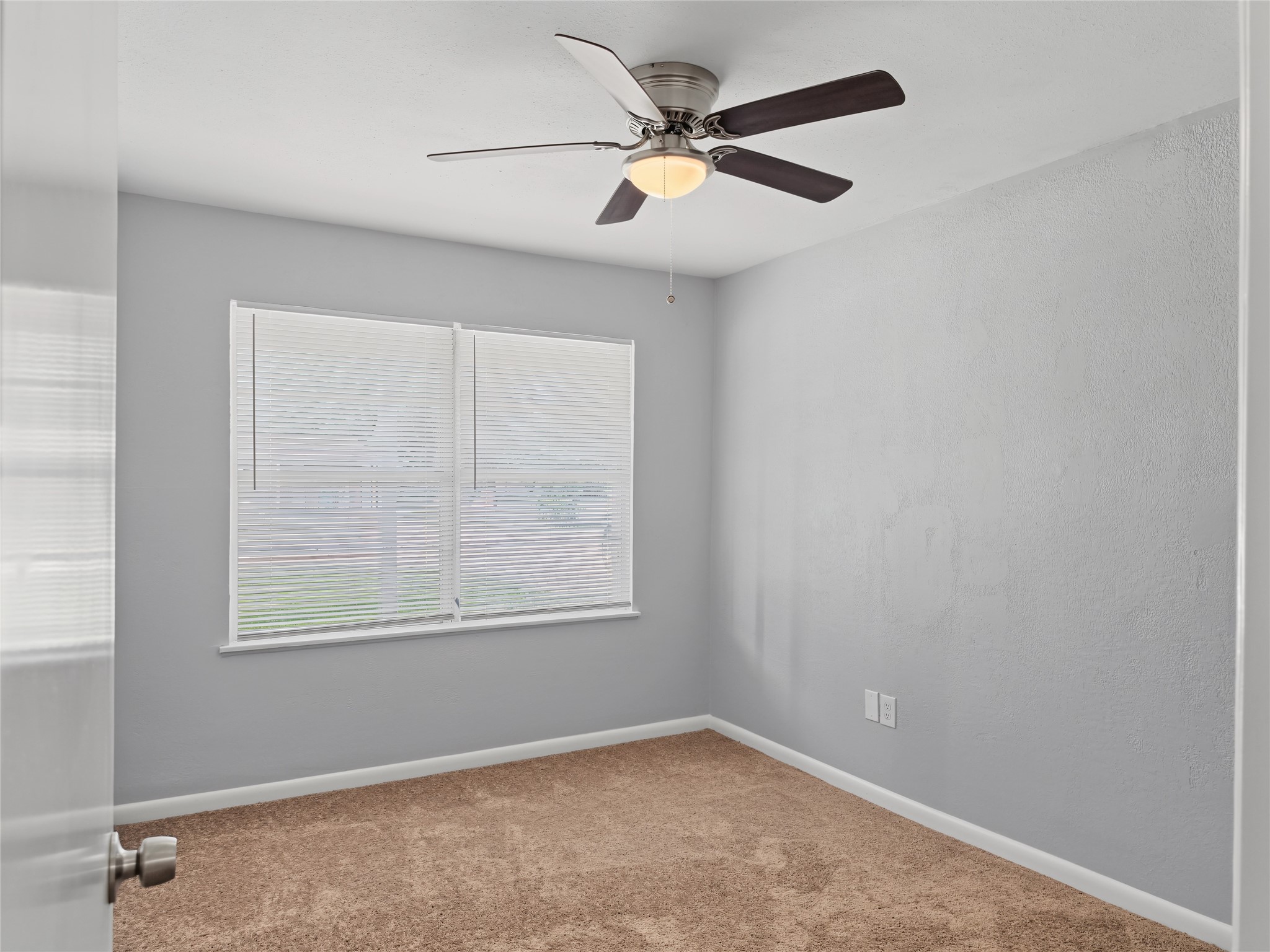 5427 Willow Glen Drive Property Photo 17
