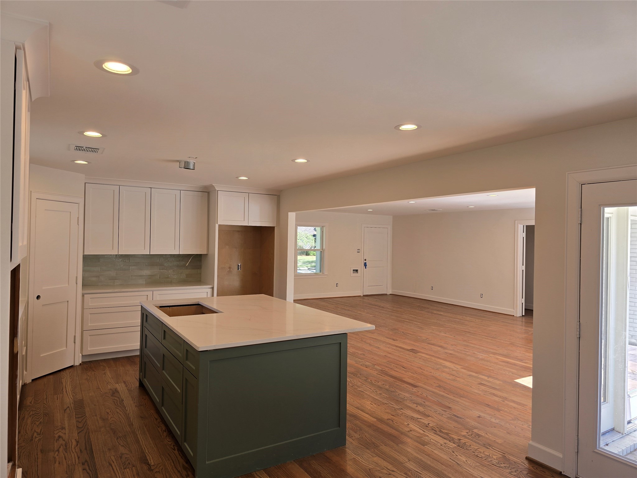 7727 Fairdale Lane Property Photo 8