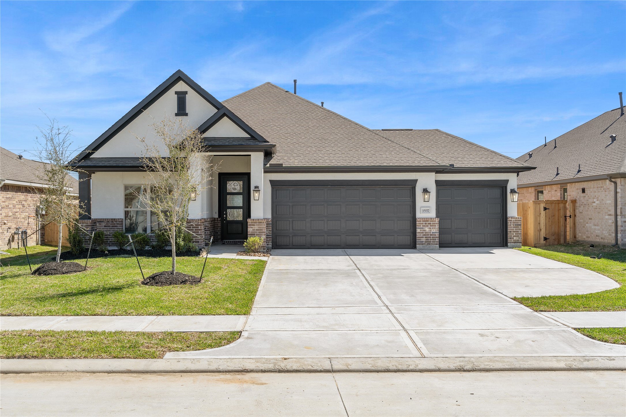 1537 Apache Heights Drive Property Photo