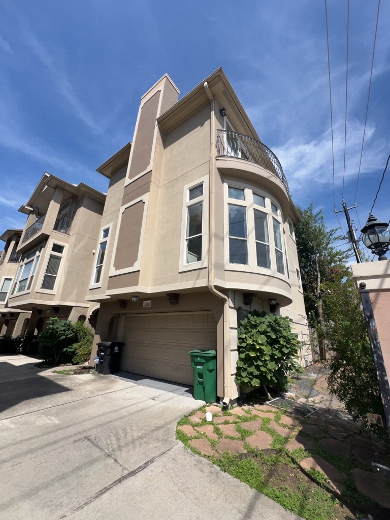 1304 Dart Street A Property Photo 1