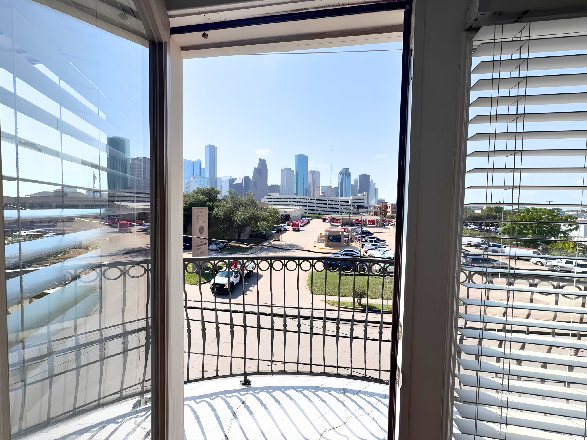 1304 Dart Street A Property Photo 2