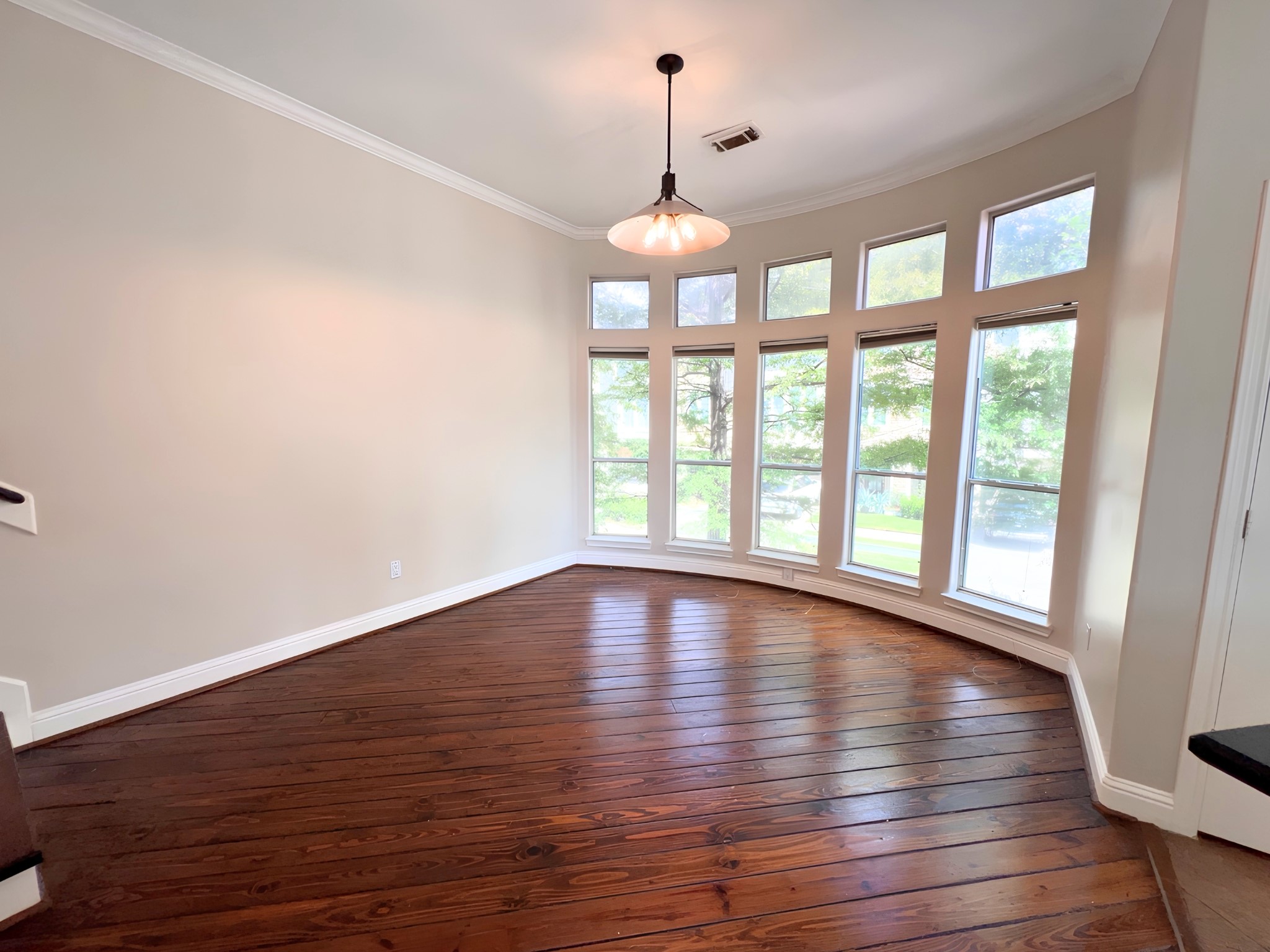 1304 Dart Street A Property Photo 5