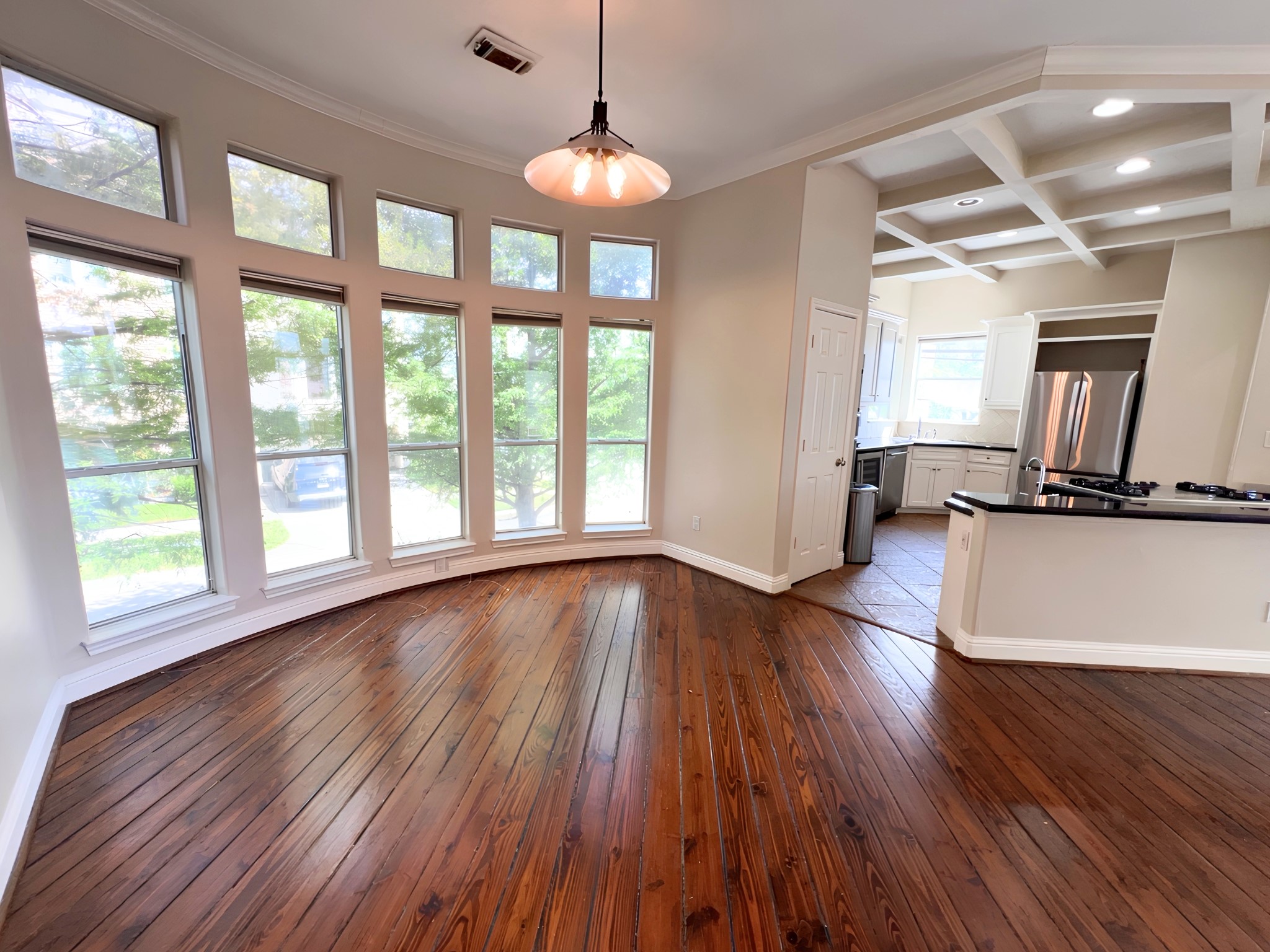 1304 Dart Street A Property Photo 6