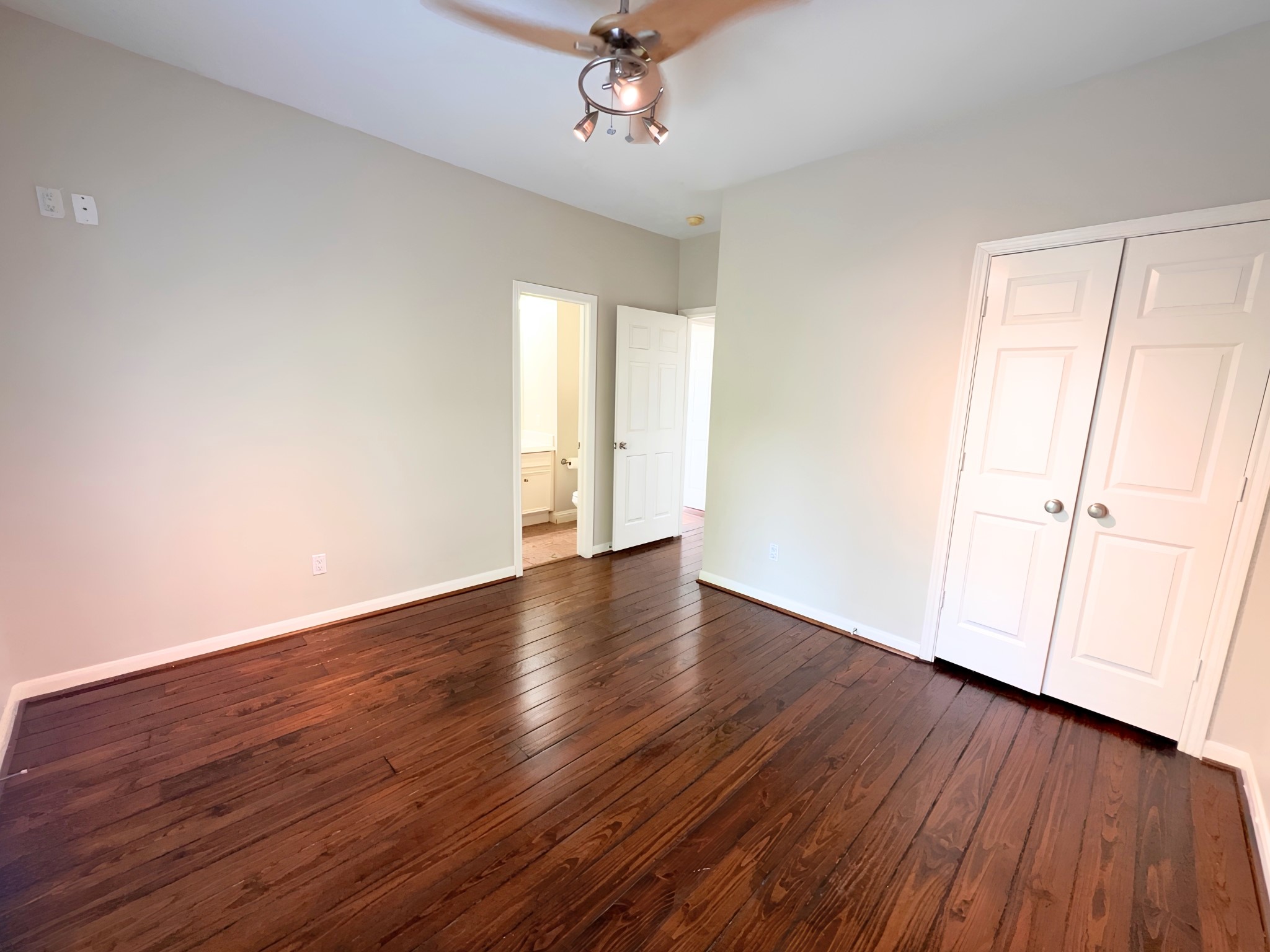 1304 Dart Street A Property Photo 16