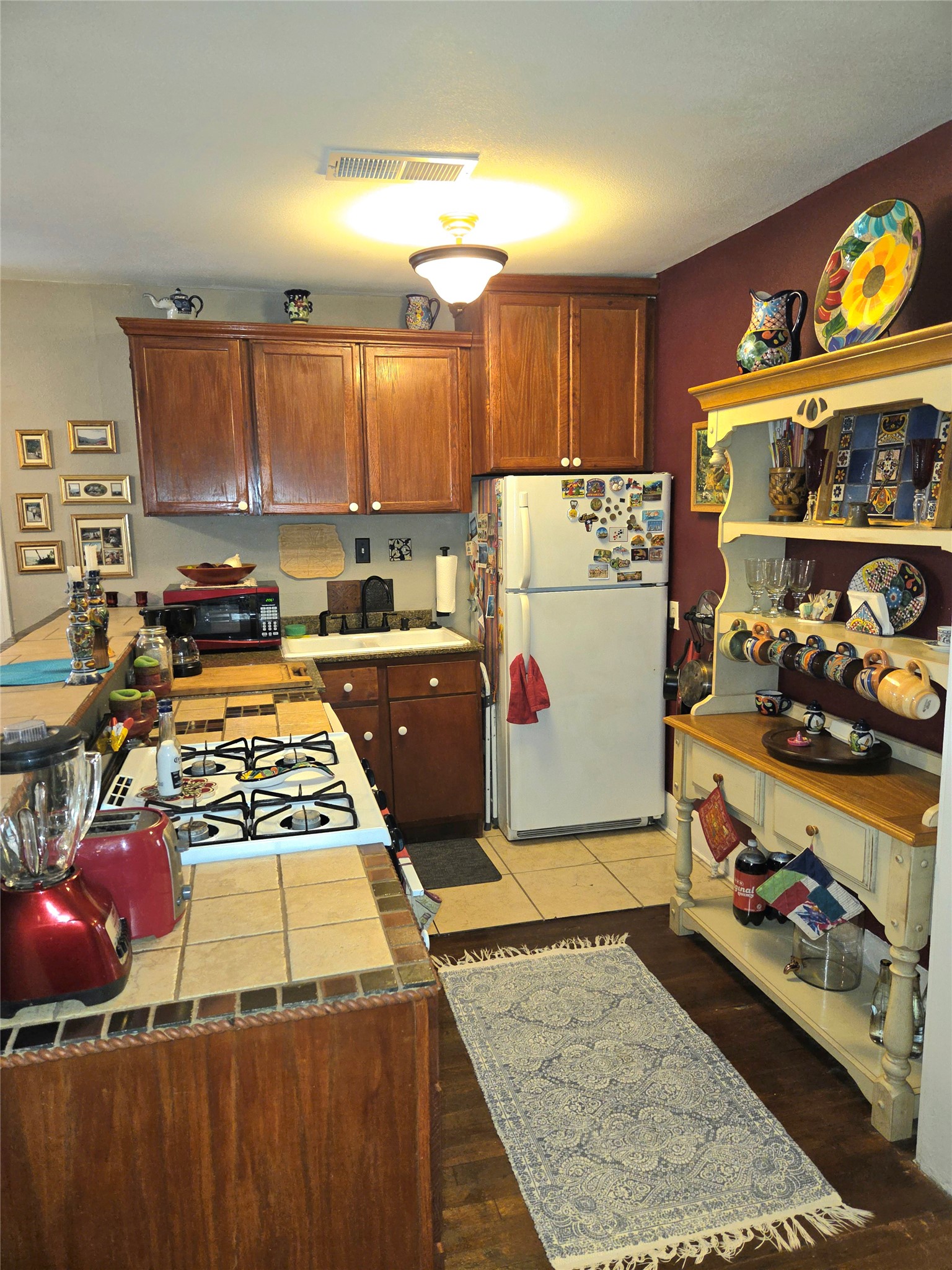 1425 Munger Street Property Photo 9